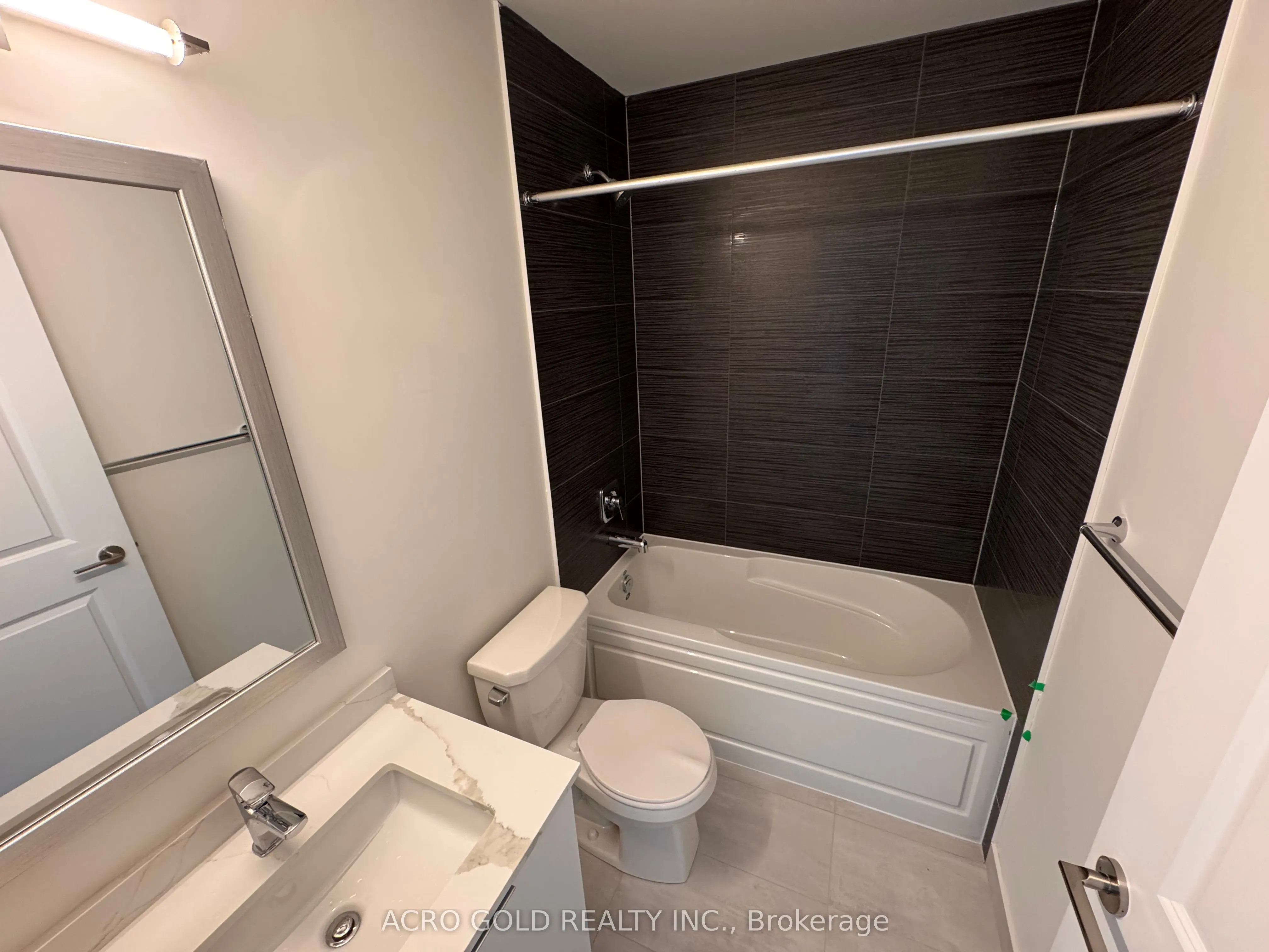 15 Watergarden Drive, #2610