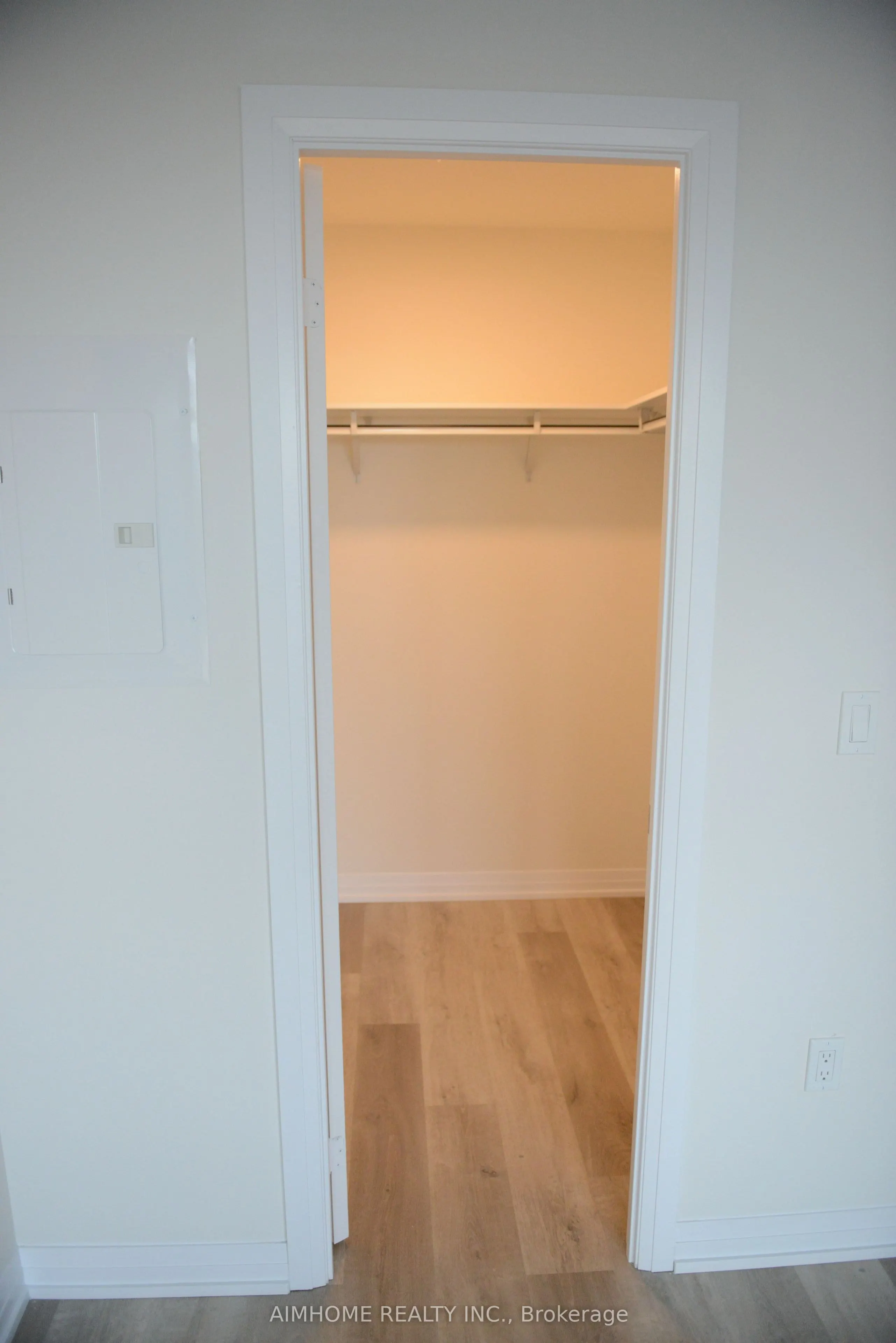 15 Watergarden Drive, #206