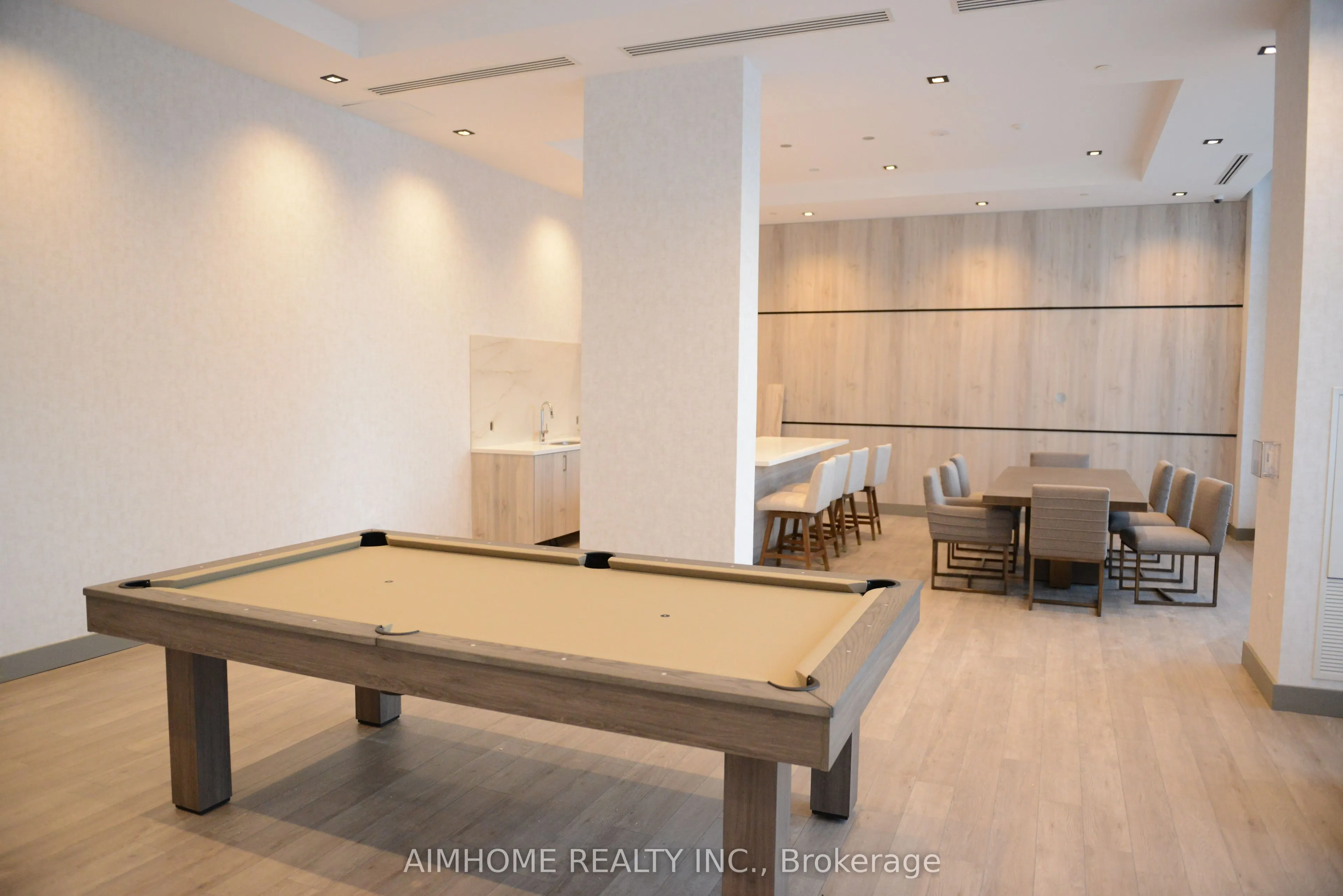 15 Watergarden Drive, #206