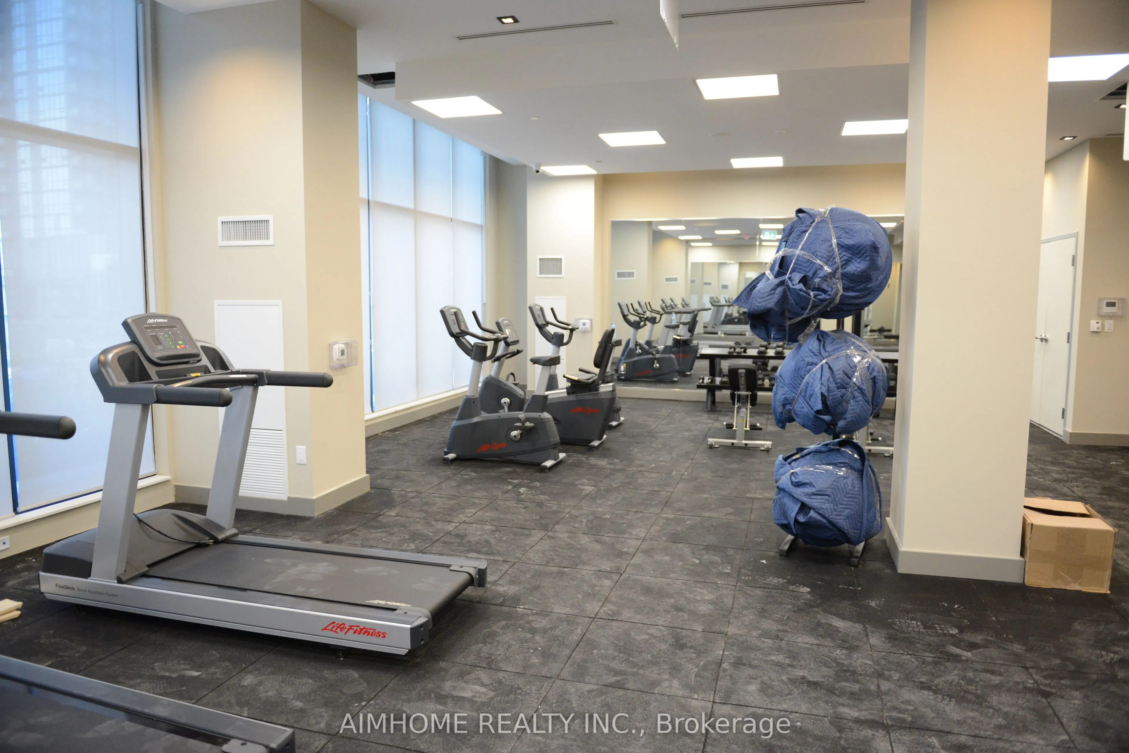 15 Watergarden Drive, #206