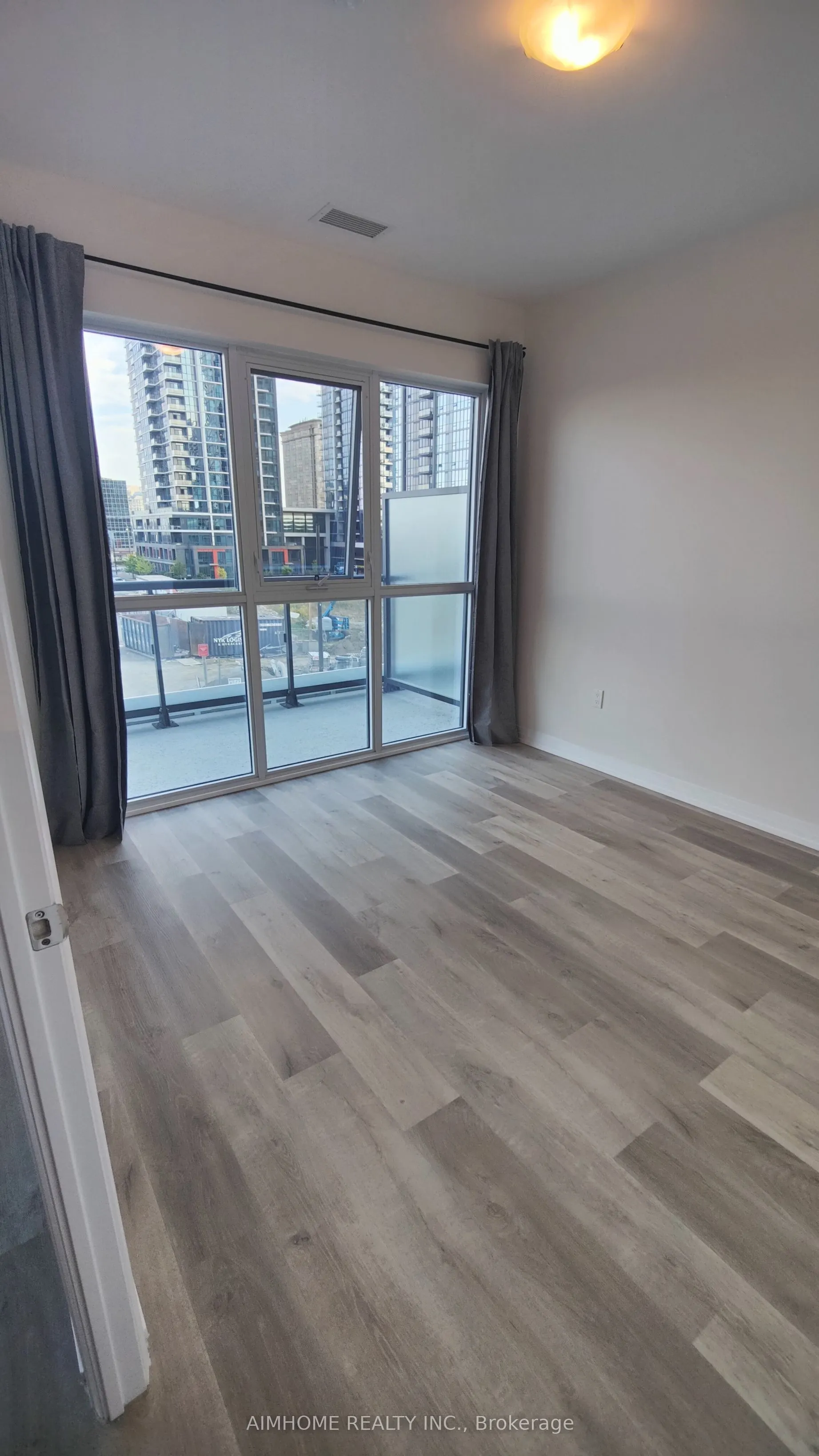 15 Watergarden Drive, #206