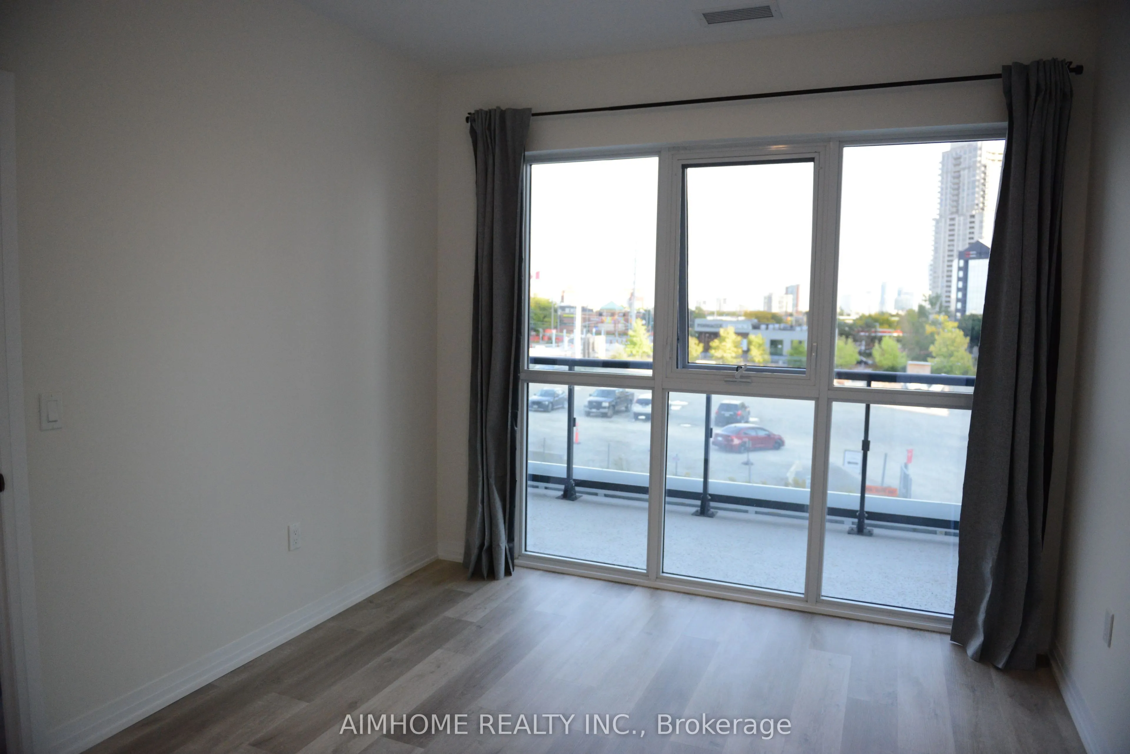 15 Watergarden Drive, #206