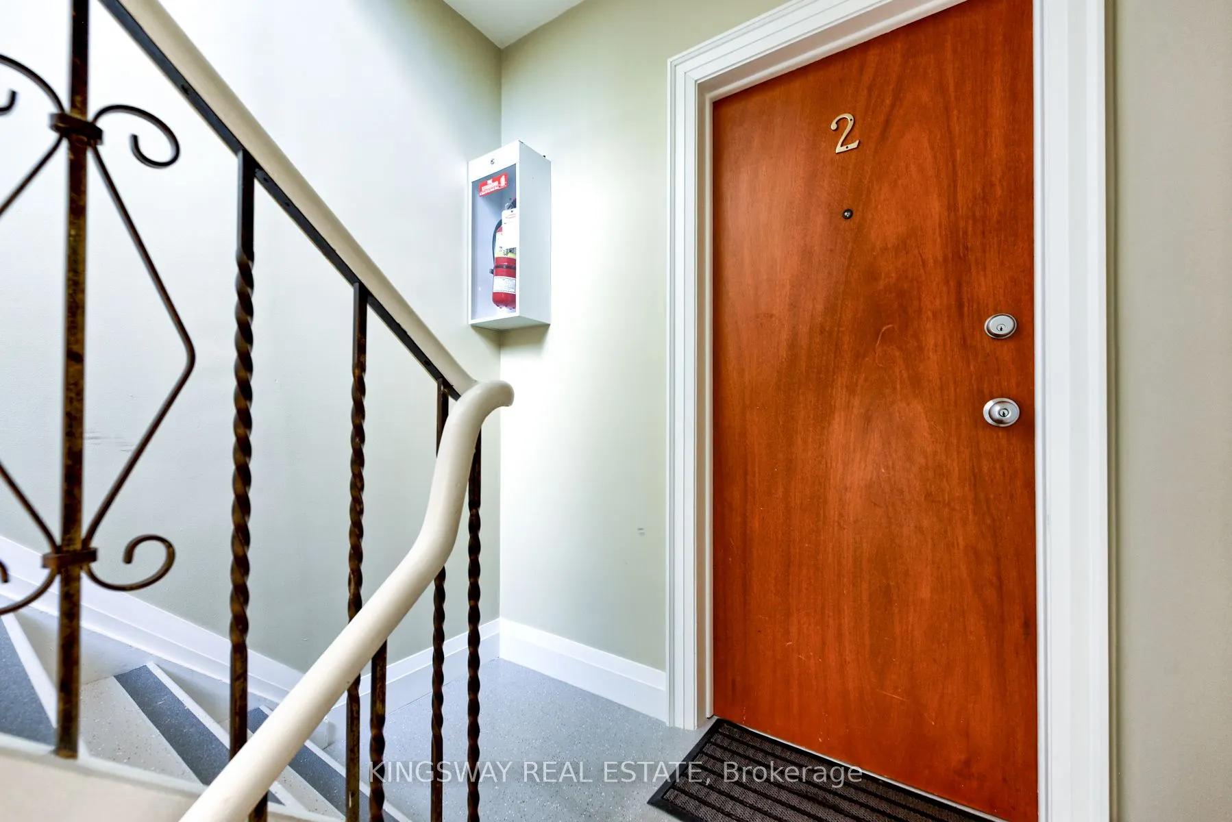 29 Evans Avenue