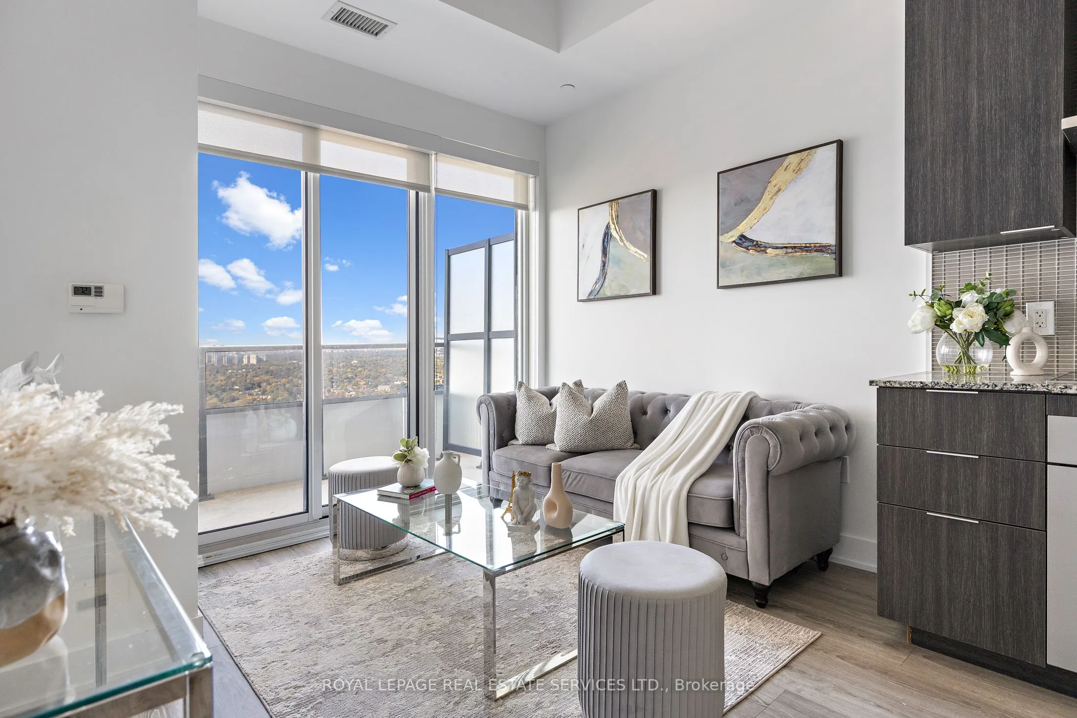 20 Shore Breeze Drive, #4403