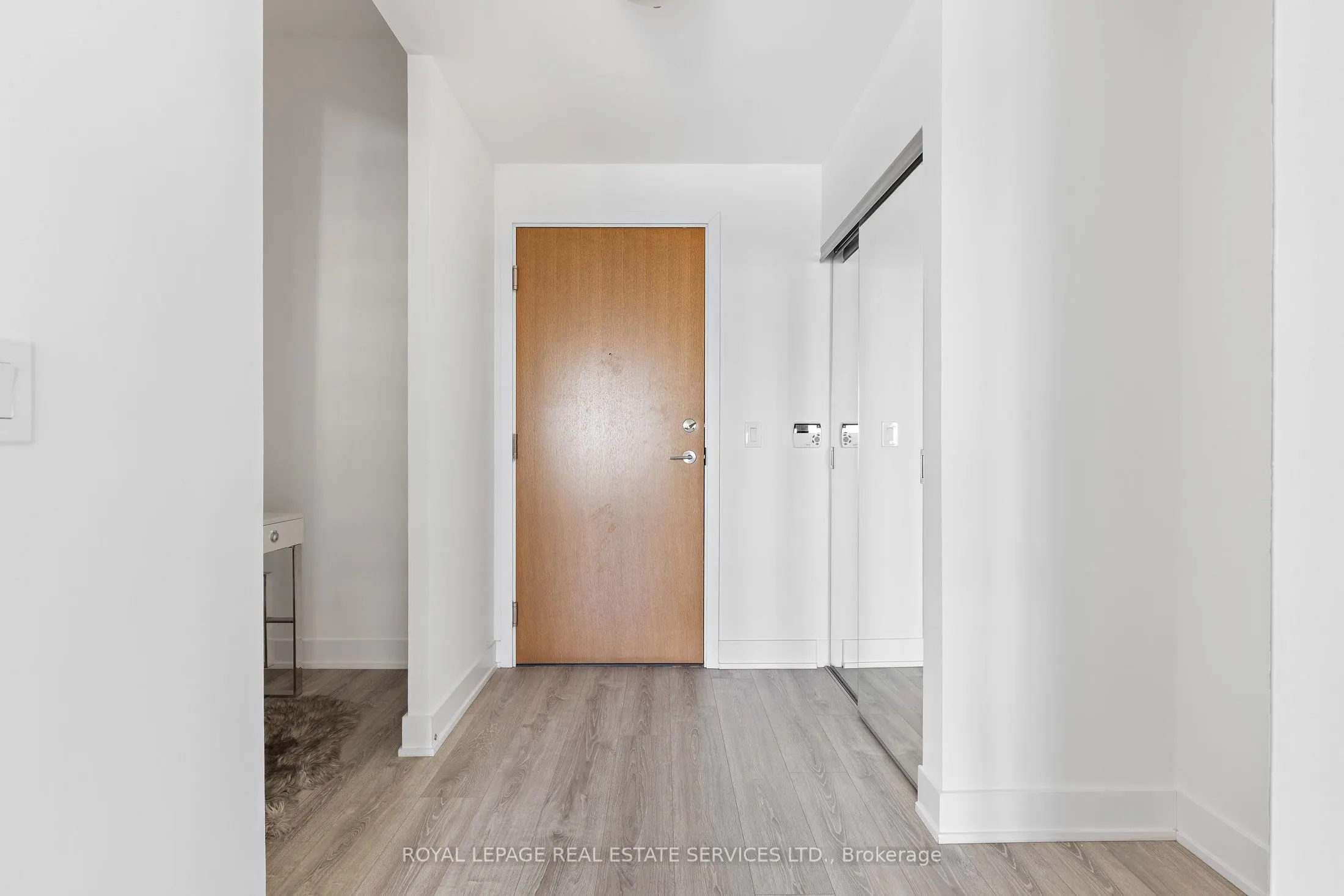 20 Shore Breeze Drive, #4403