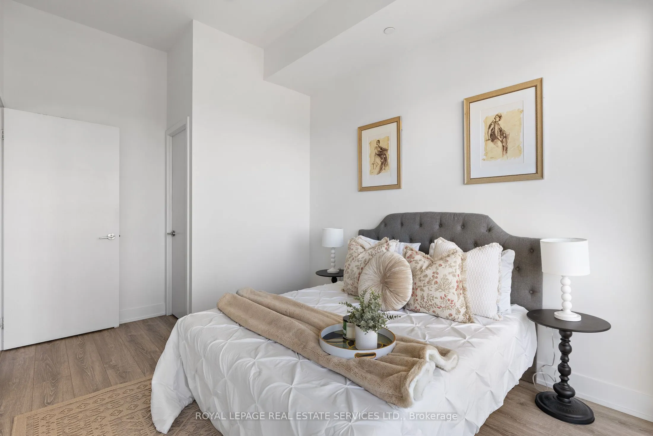 20 Shore Breeze Drive, #4403