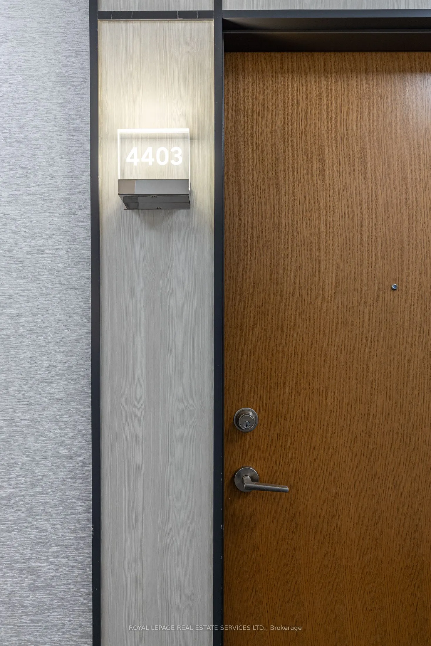 20 Shore Breeze Drive, #4403