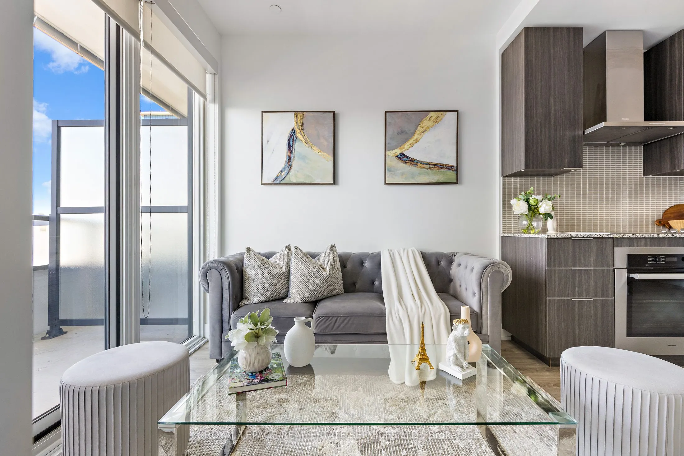 20 Shore Breeze Drive, #4403