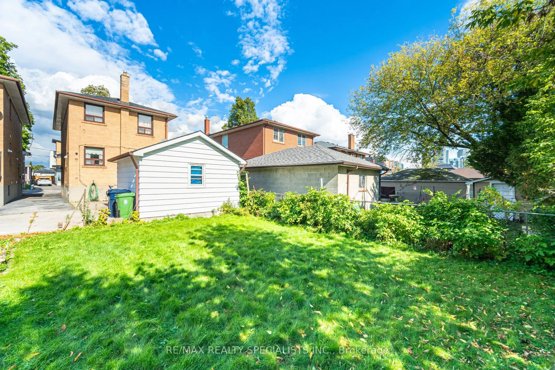 49 Algoma Street