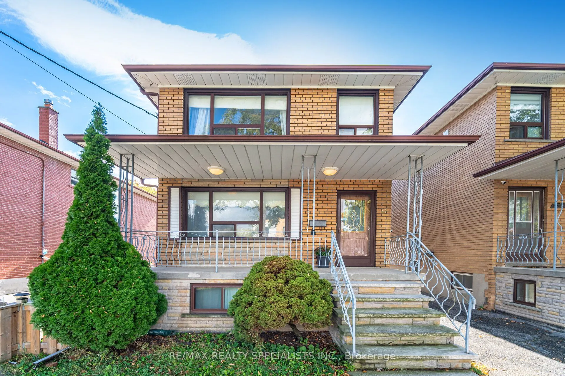 49 Algoma Street