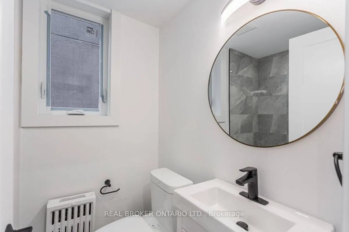 185 Bowie Avenue, #Lower