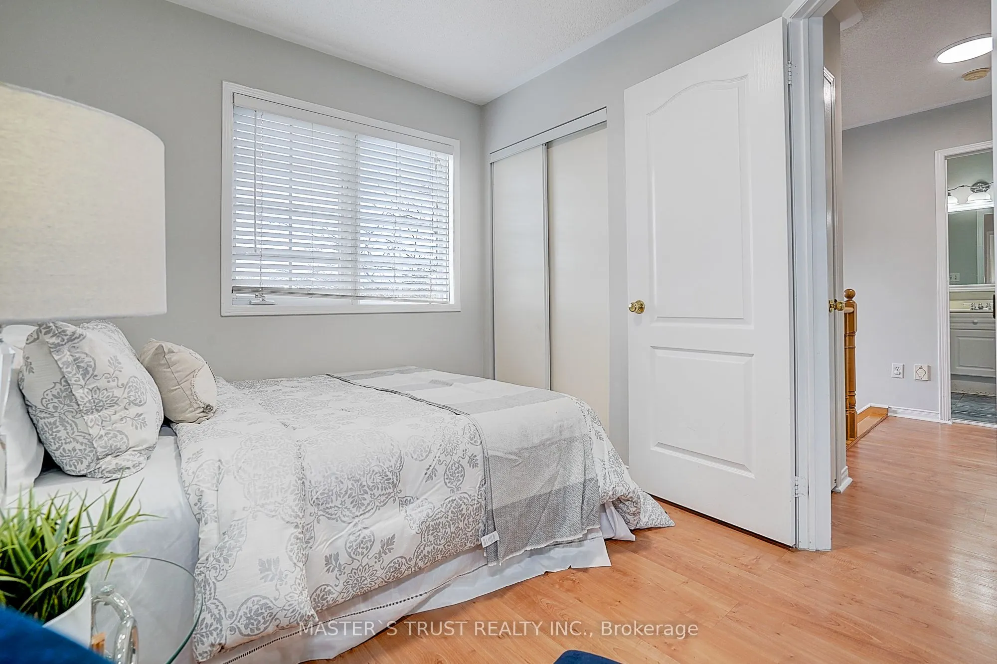 5535 Glen Erin Drive, #48