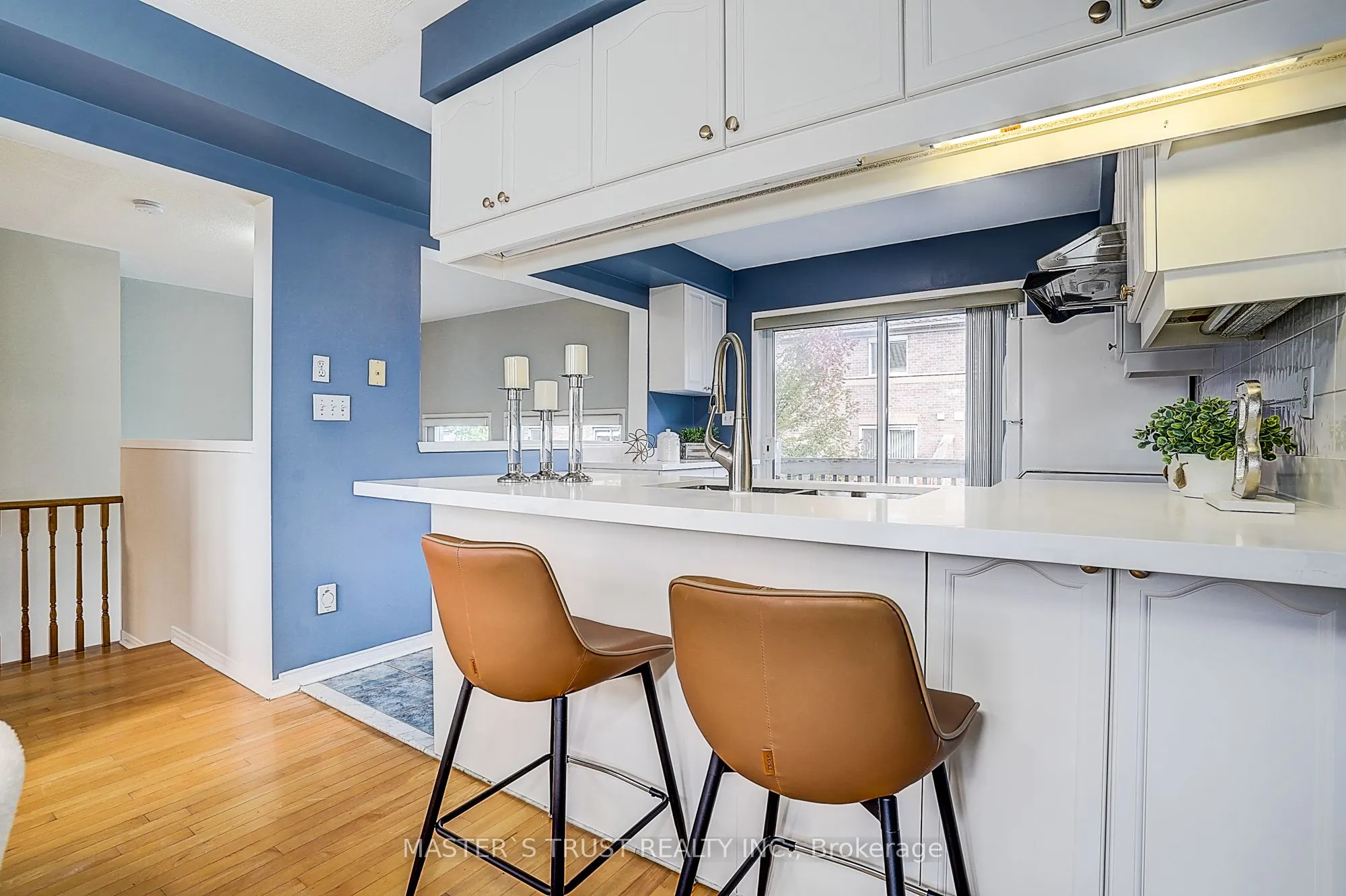 5535 Glen Erin Drive, #48