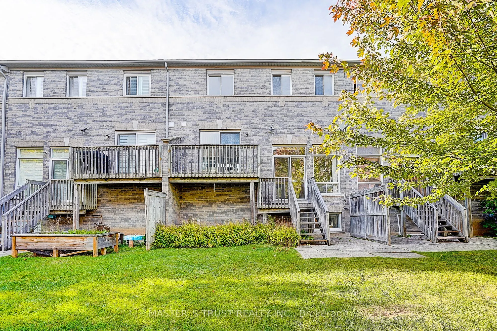 5535 Glen Erin Drive, #48
