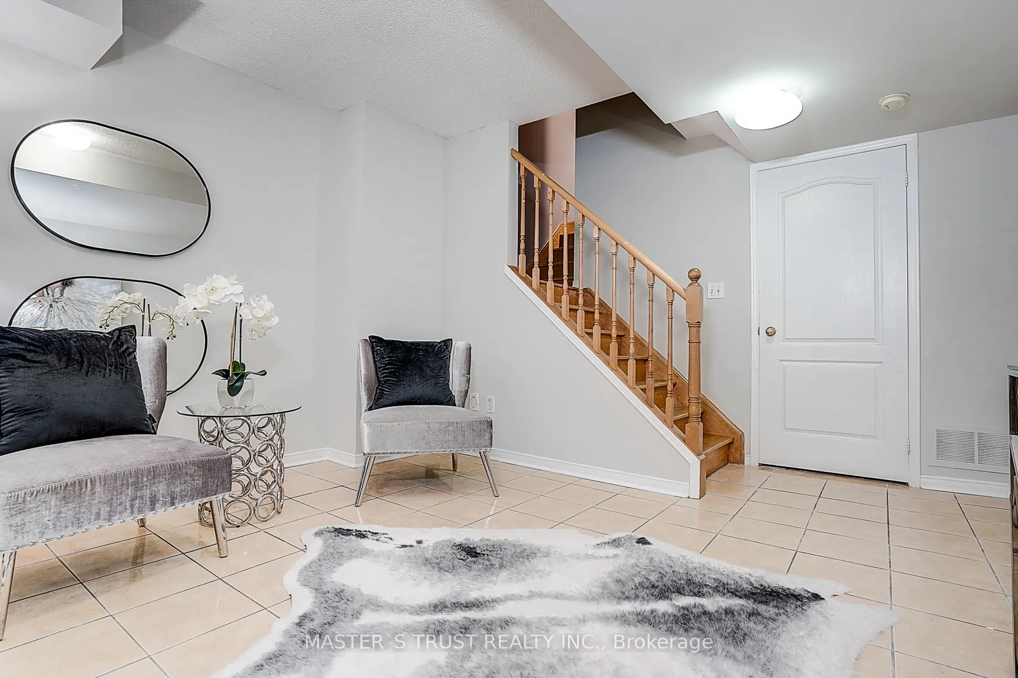 5535 Glen Erin Drive, #48