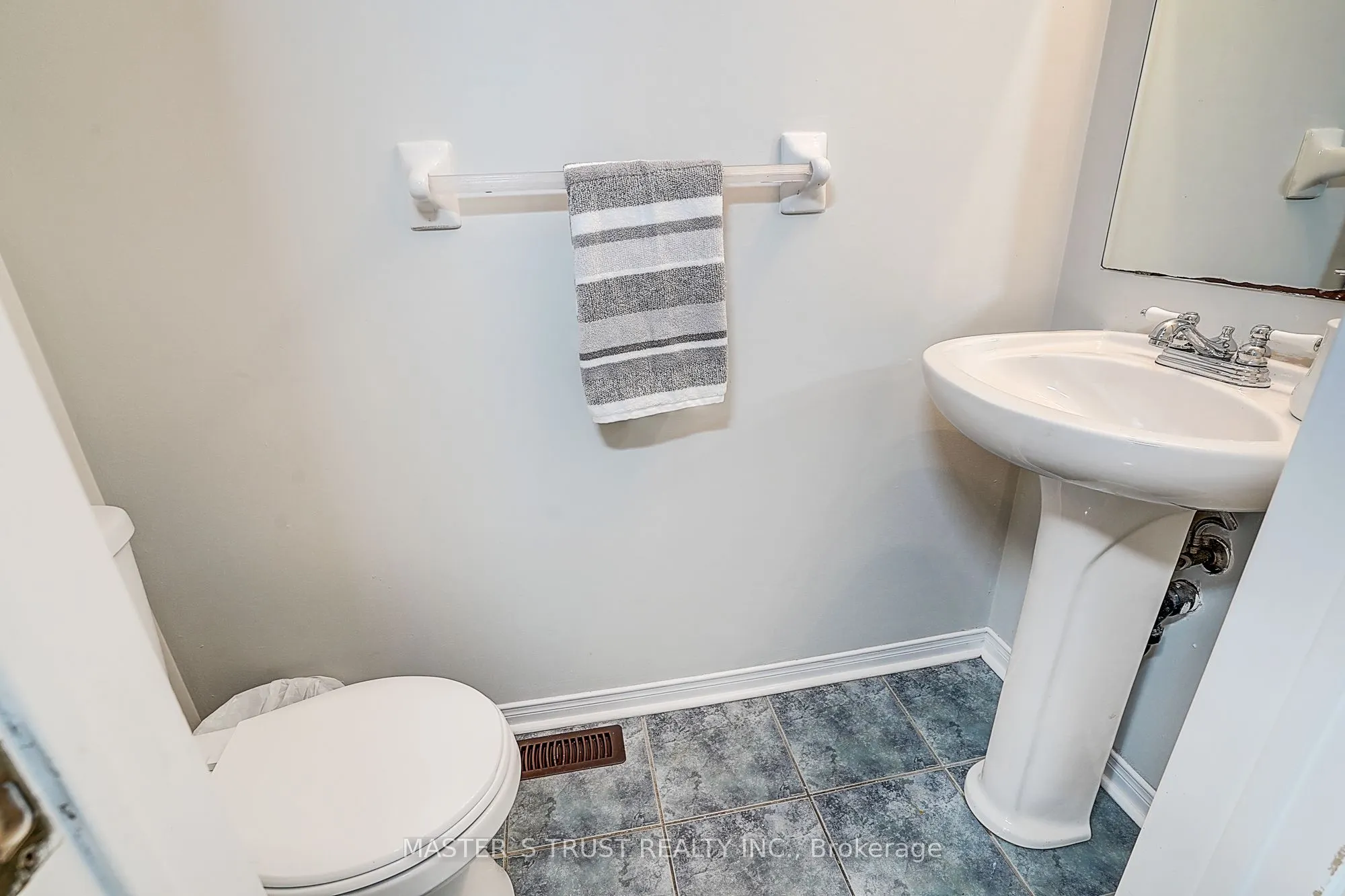 5535 Glen Erin Drive, #48