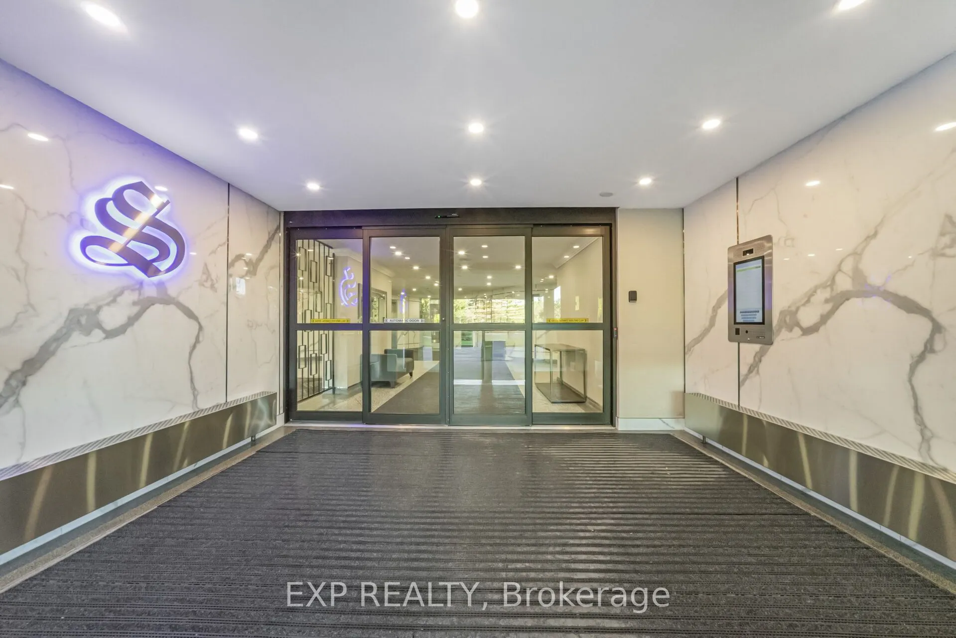 451 WESTMALL, #519