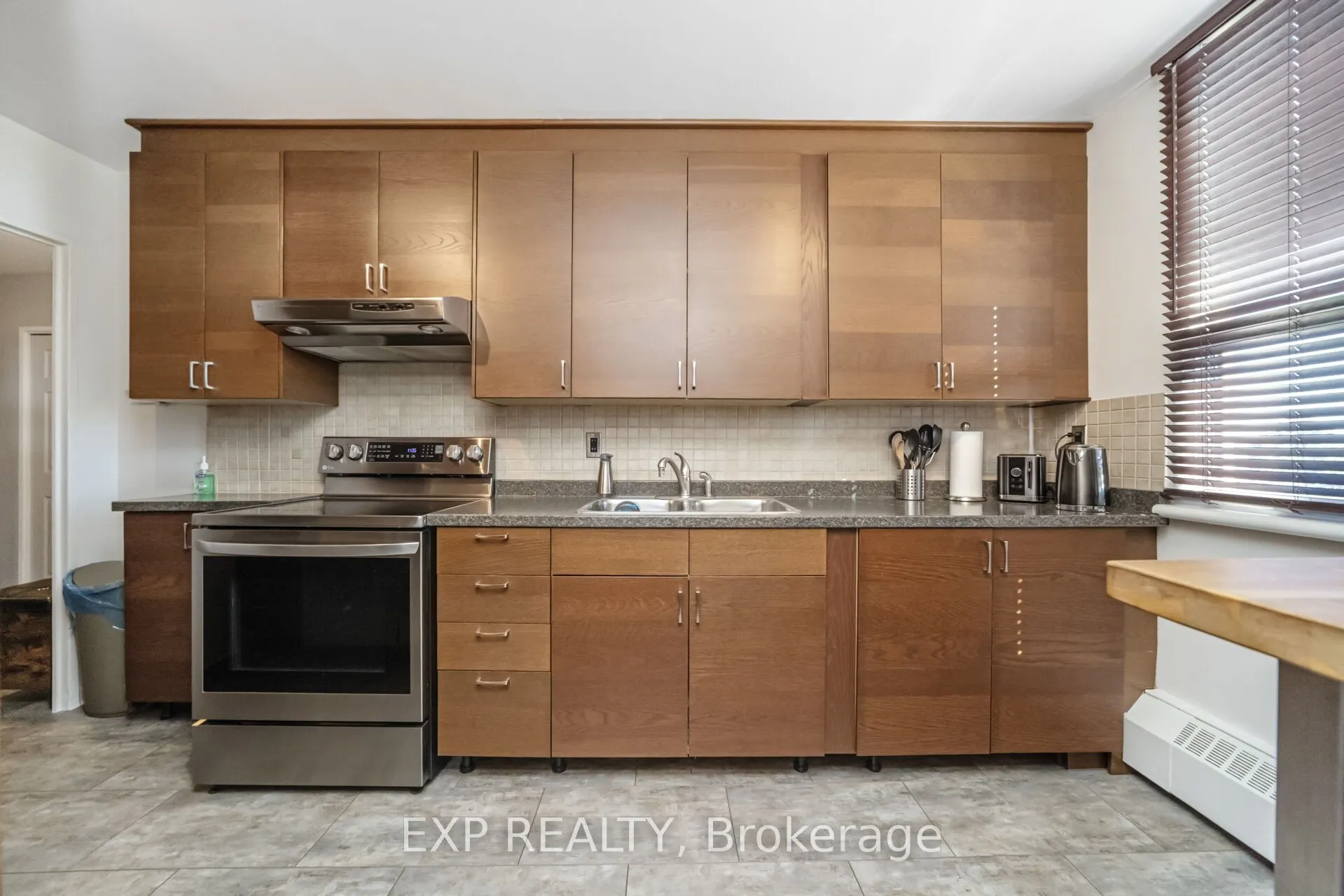 451 WESTMALL, #519