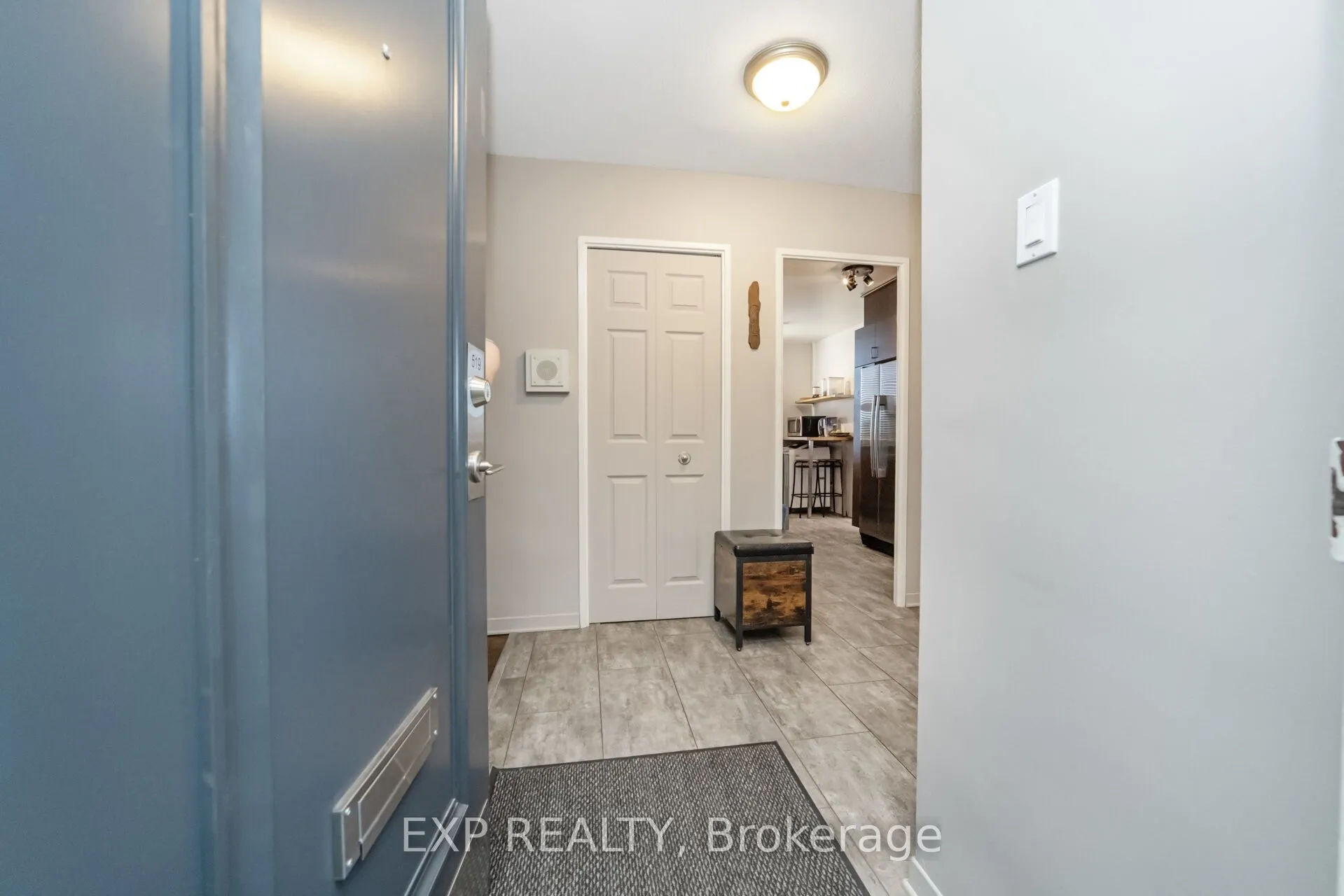 451 WESTMALL, #519