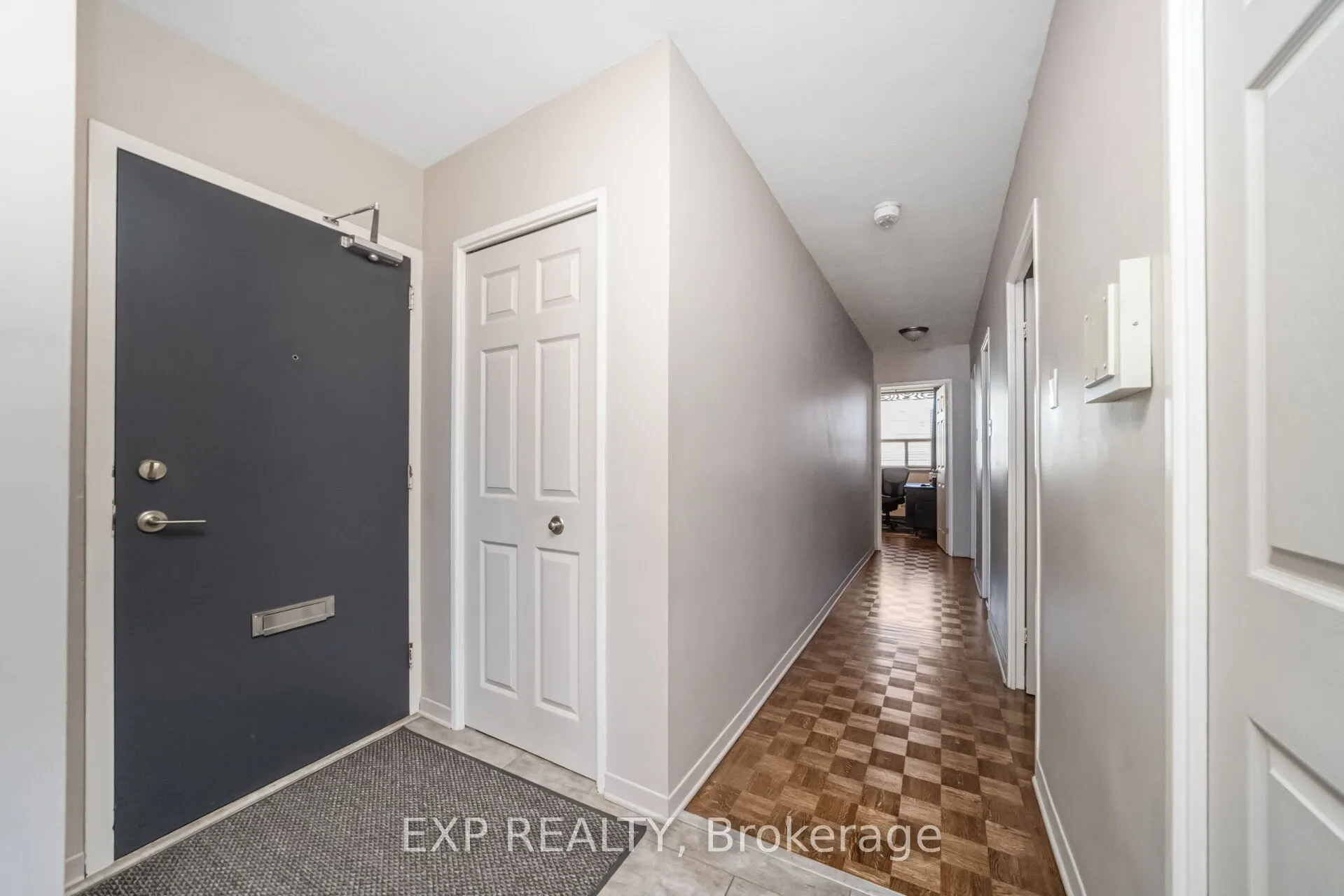 451 WESTMALL, #519