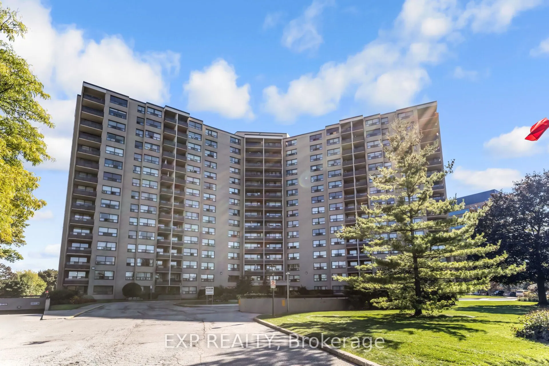 451 WESTMALL, #519