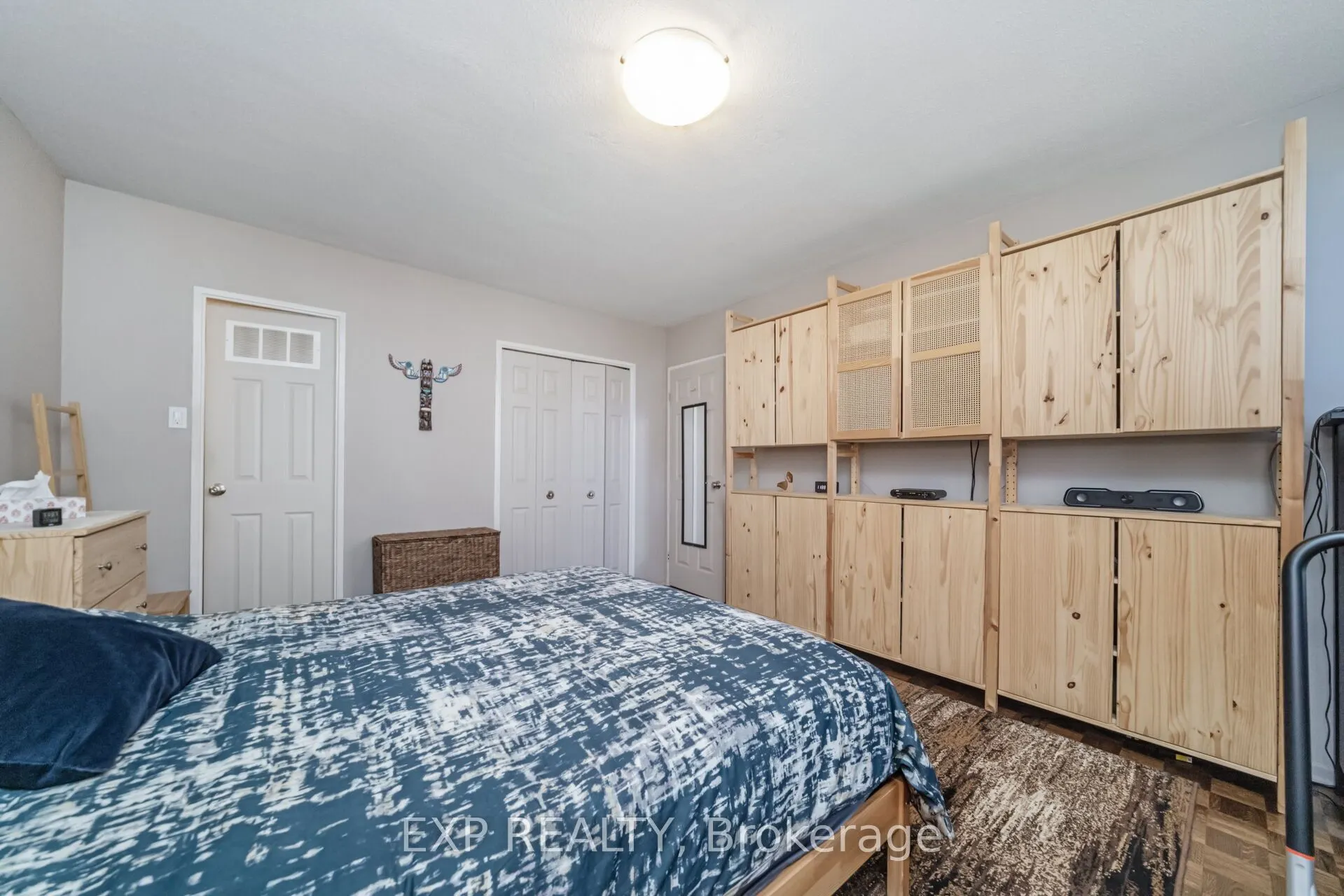 451 WESTMALL, #519