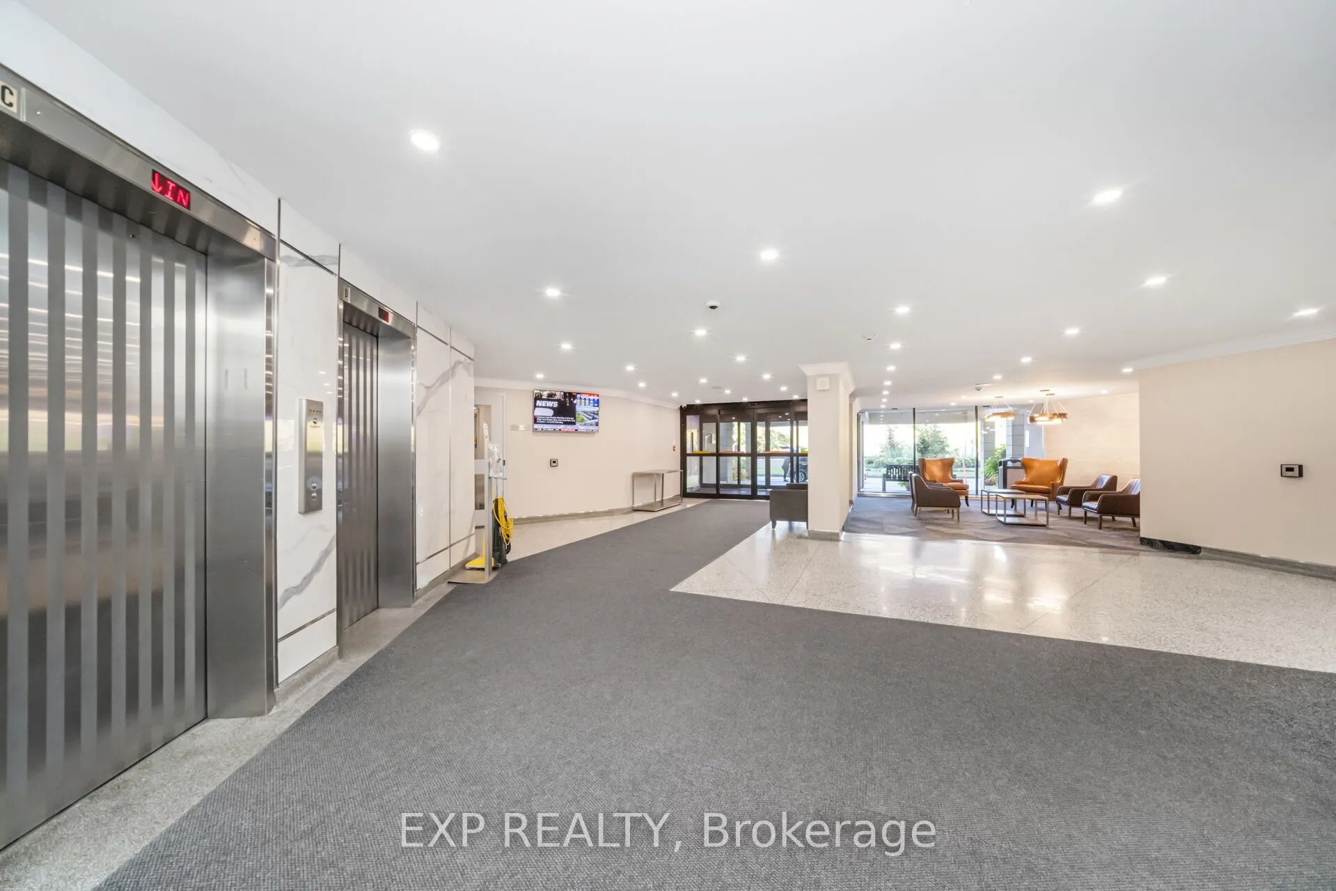 451 WESTMALL, #519