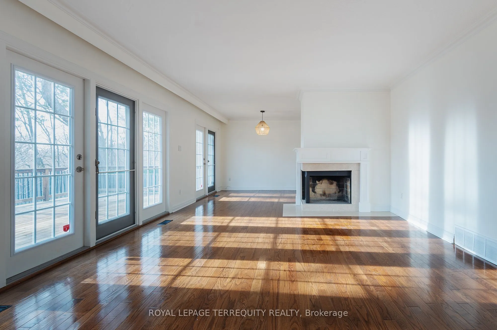 31 Rivercove Drive