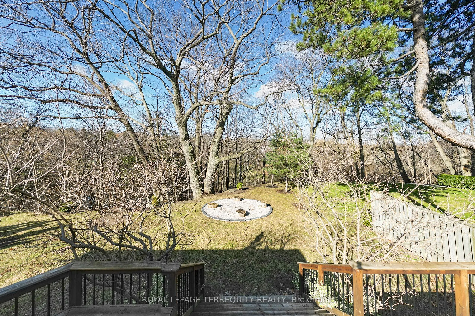 31 Rivercove Drive
