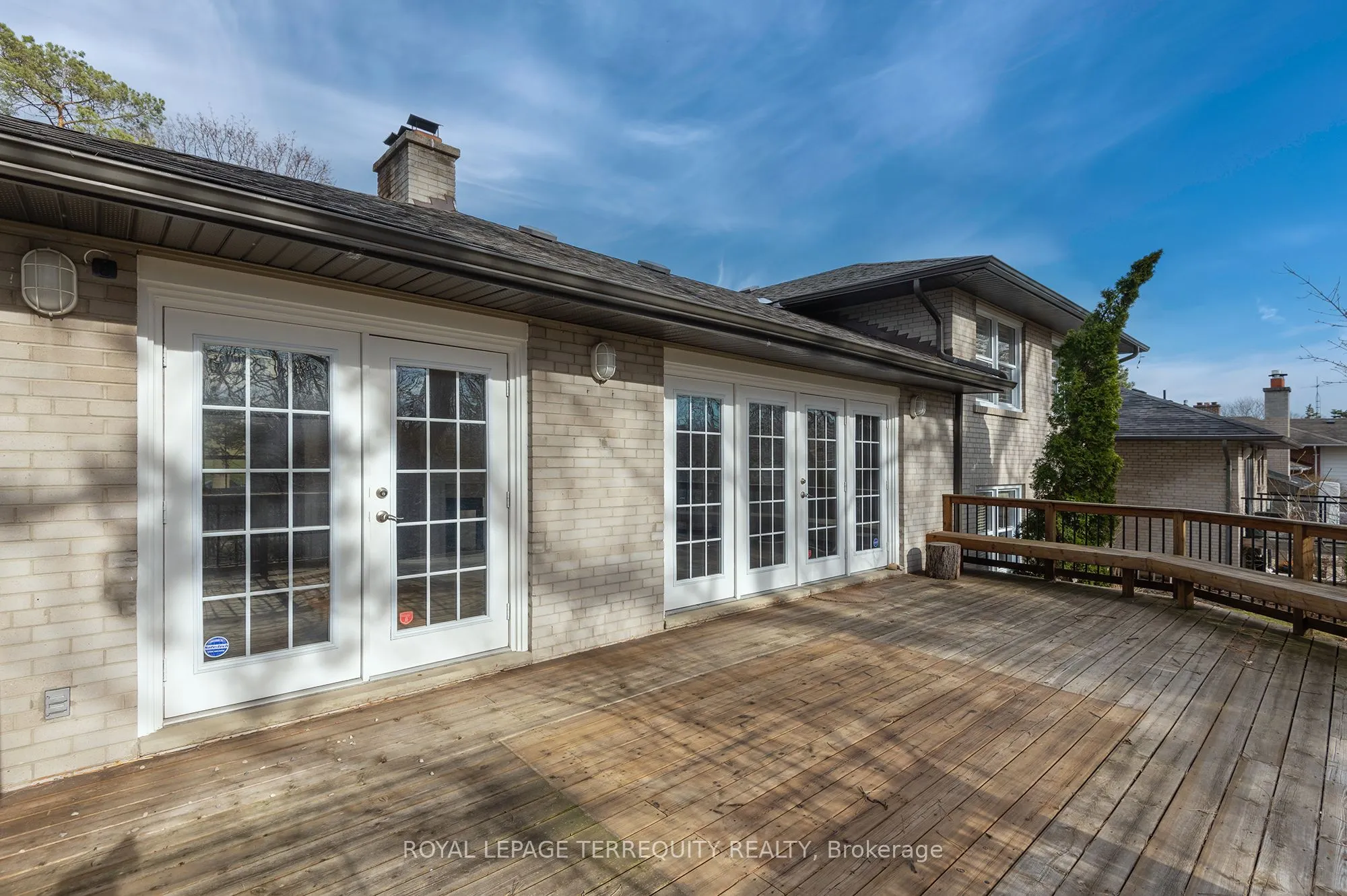 31 Rivercove Drive