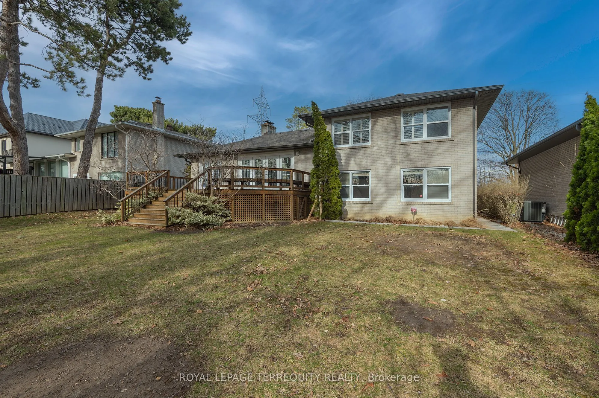 31 Rivercove Drive