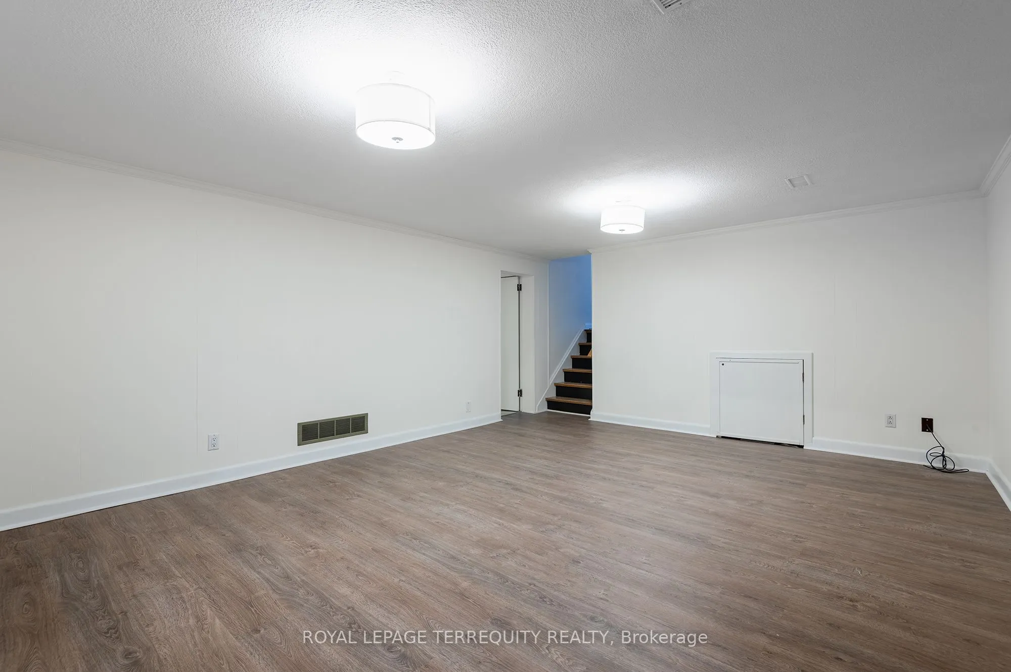 31 Rivercove Drive