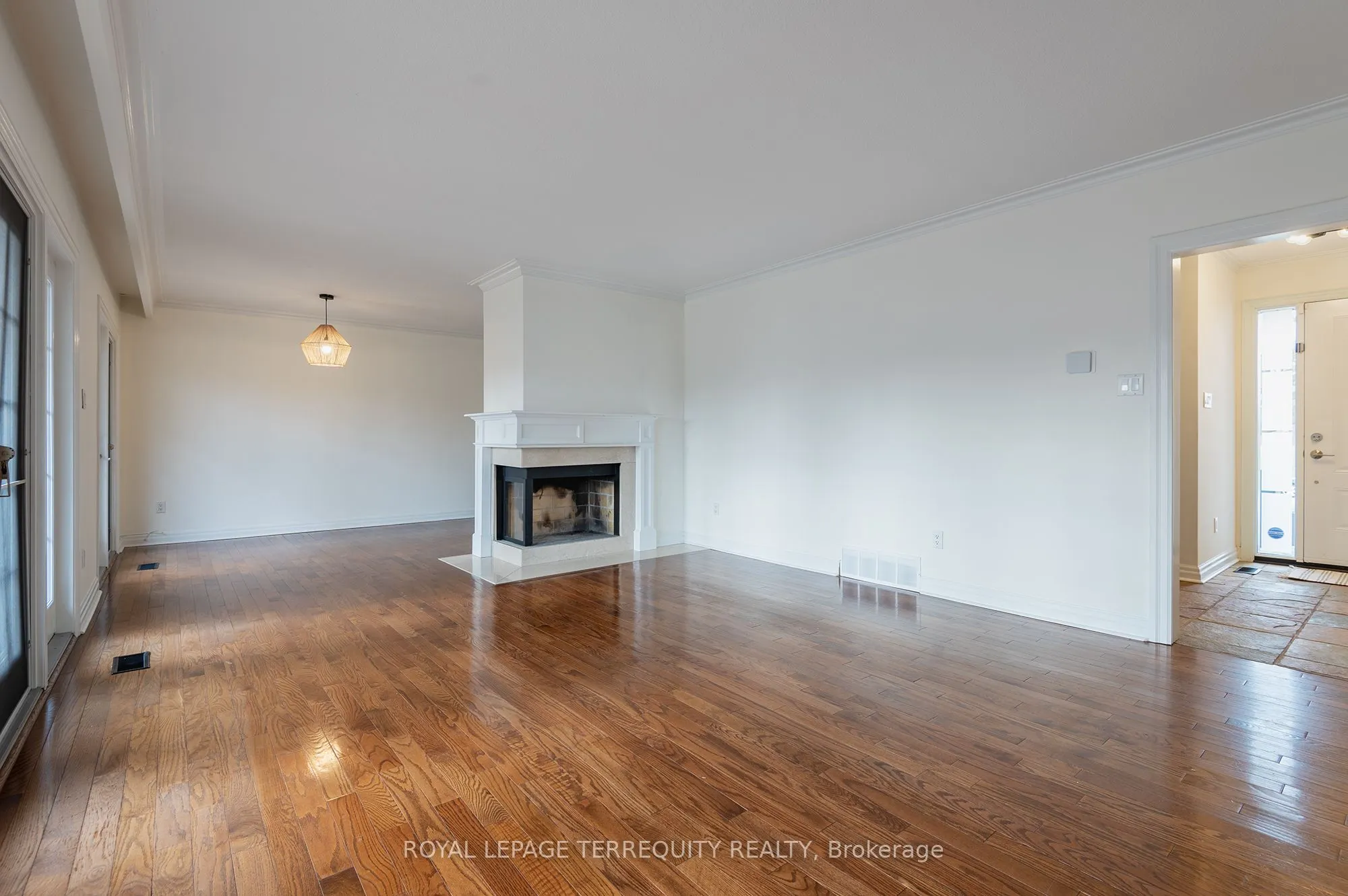 31 Rivercove Drive