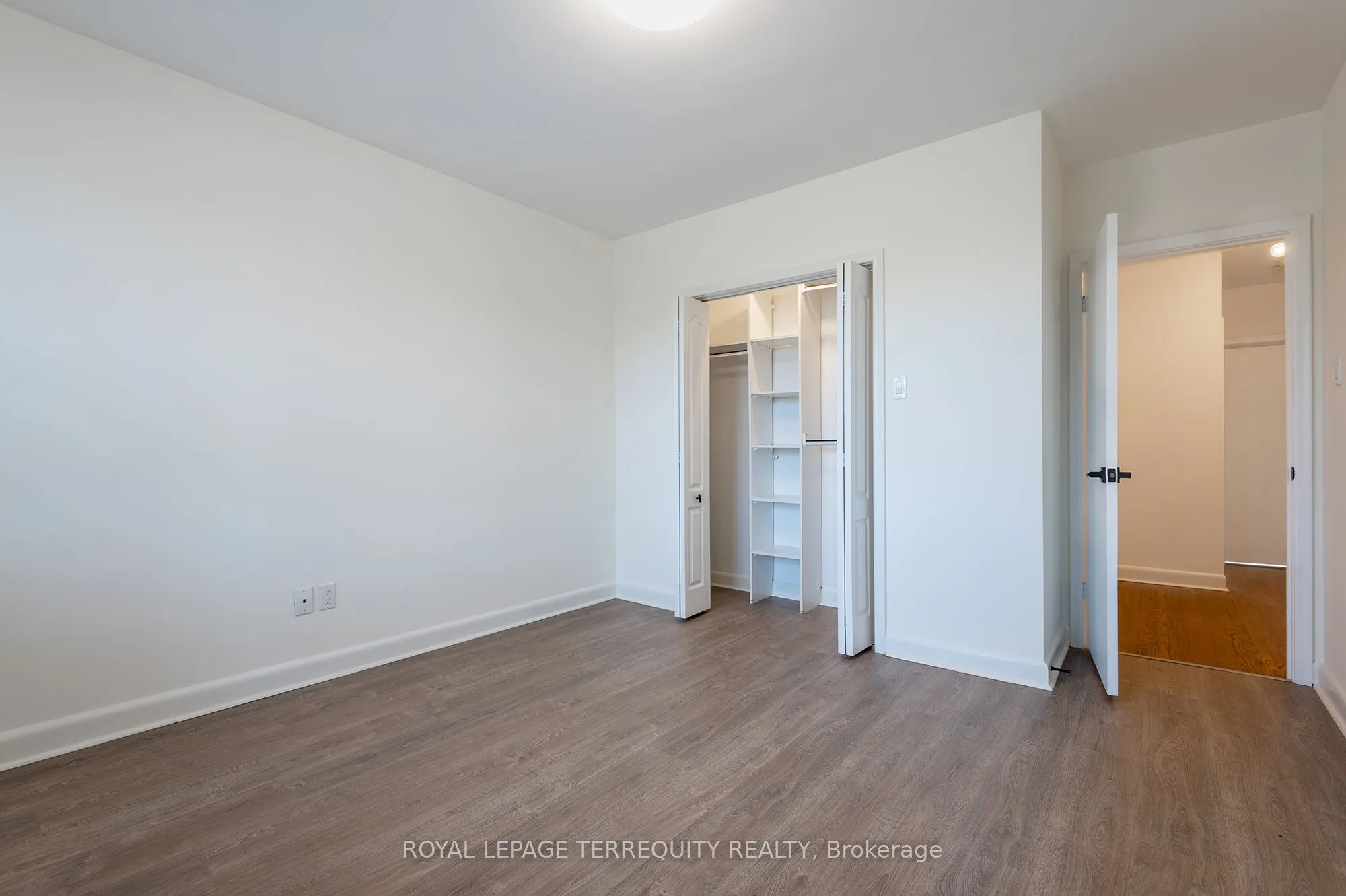 31 Rivercove Drive
