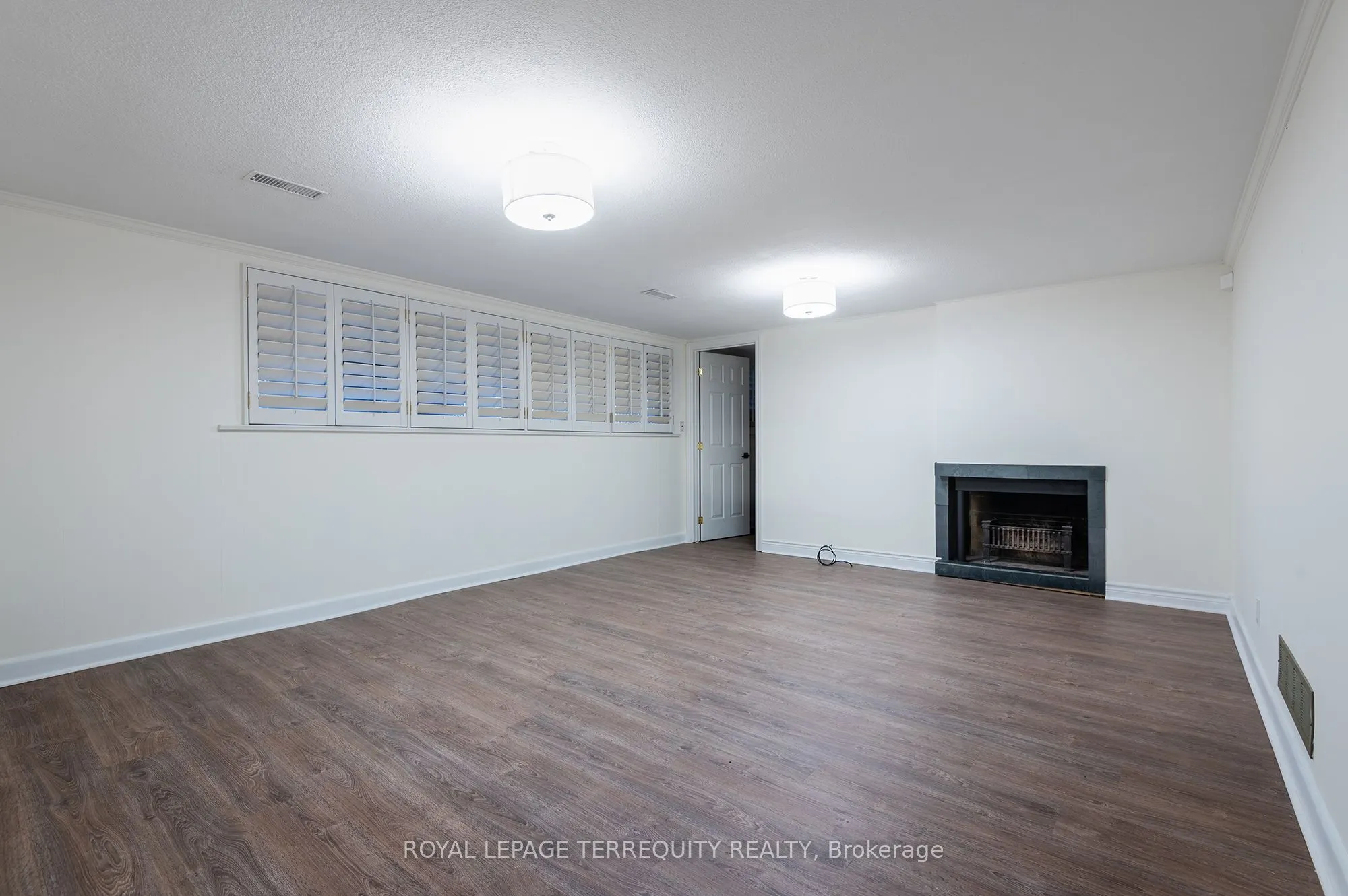 31 Rivercove Drive