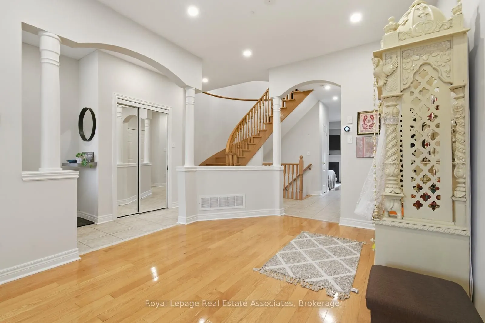 66 Millhouse Mews
