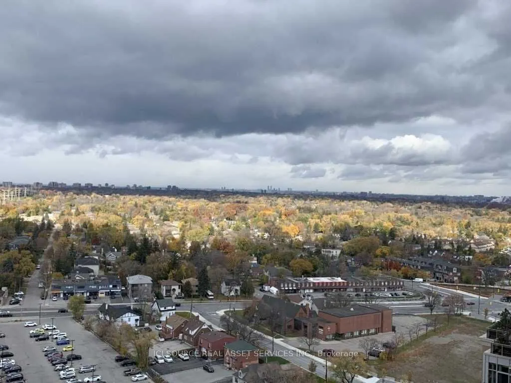 5233 Dundas Street W, #2320