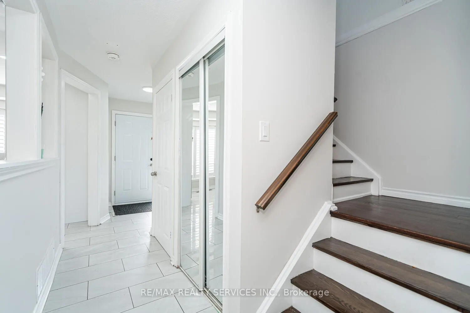 172 Hansen Road