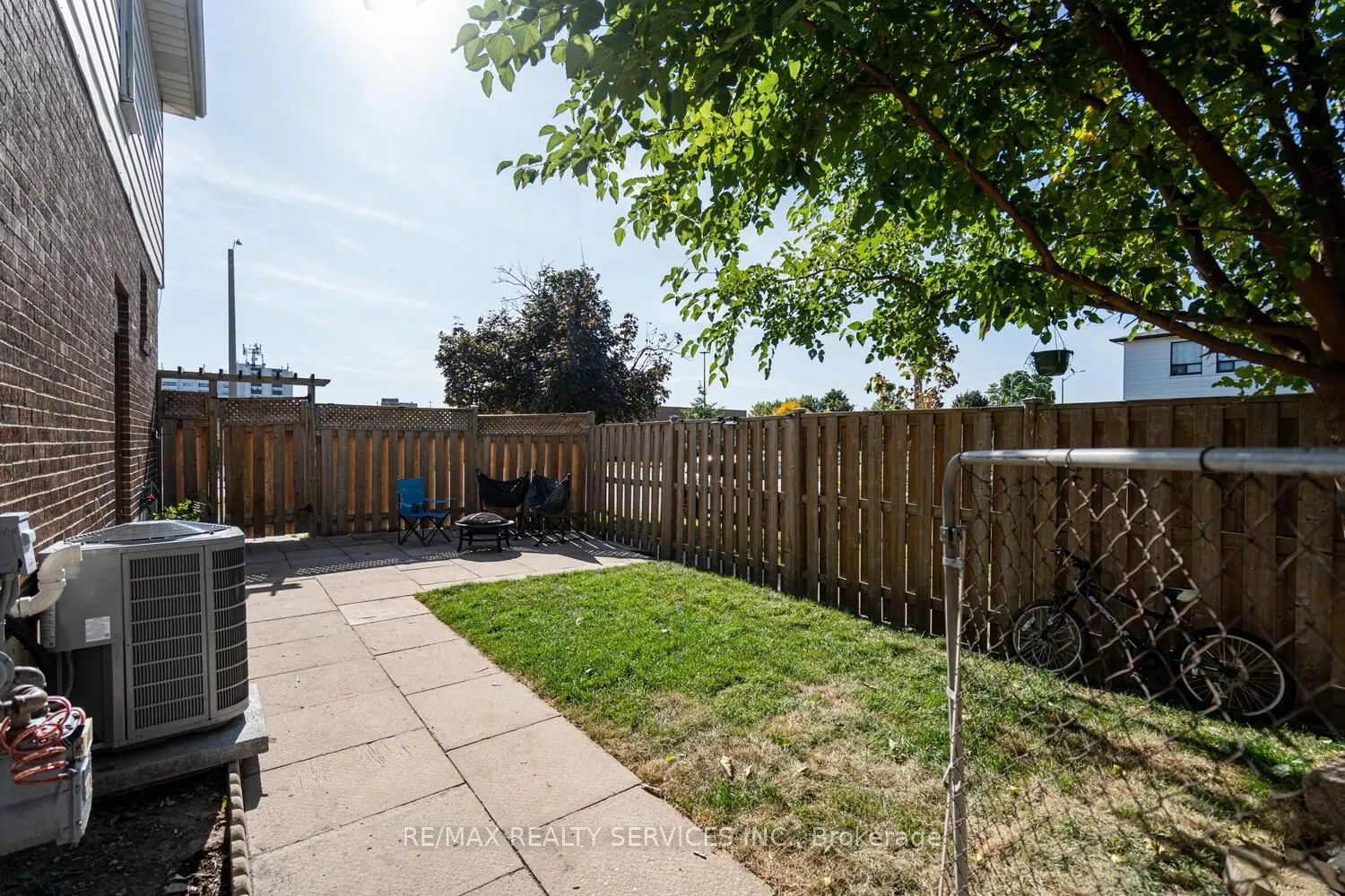 172 Hansen Road