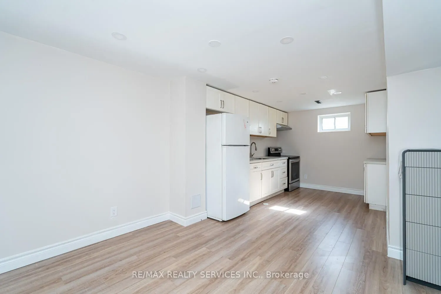 172 Hansen Road