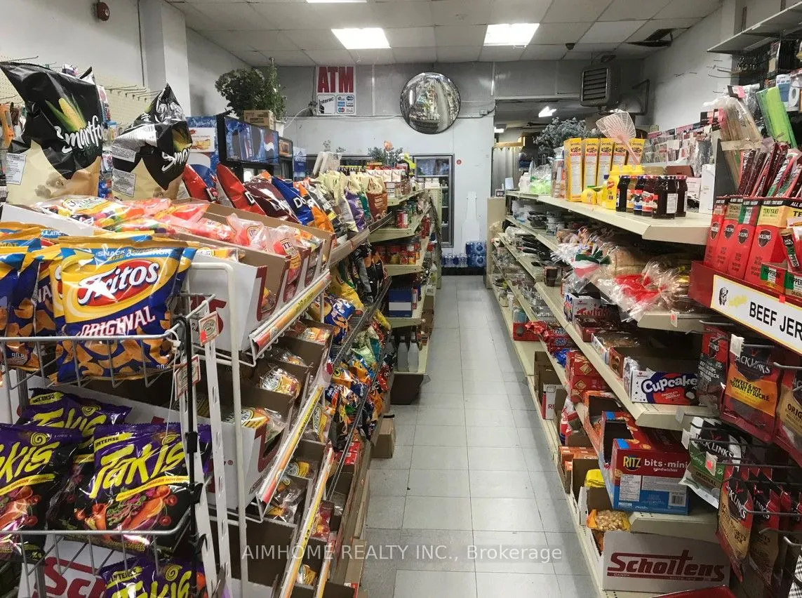 193 Lakeshore Road E Road, #A