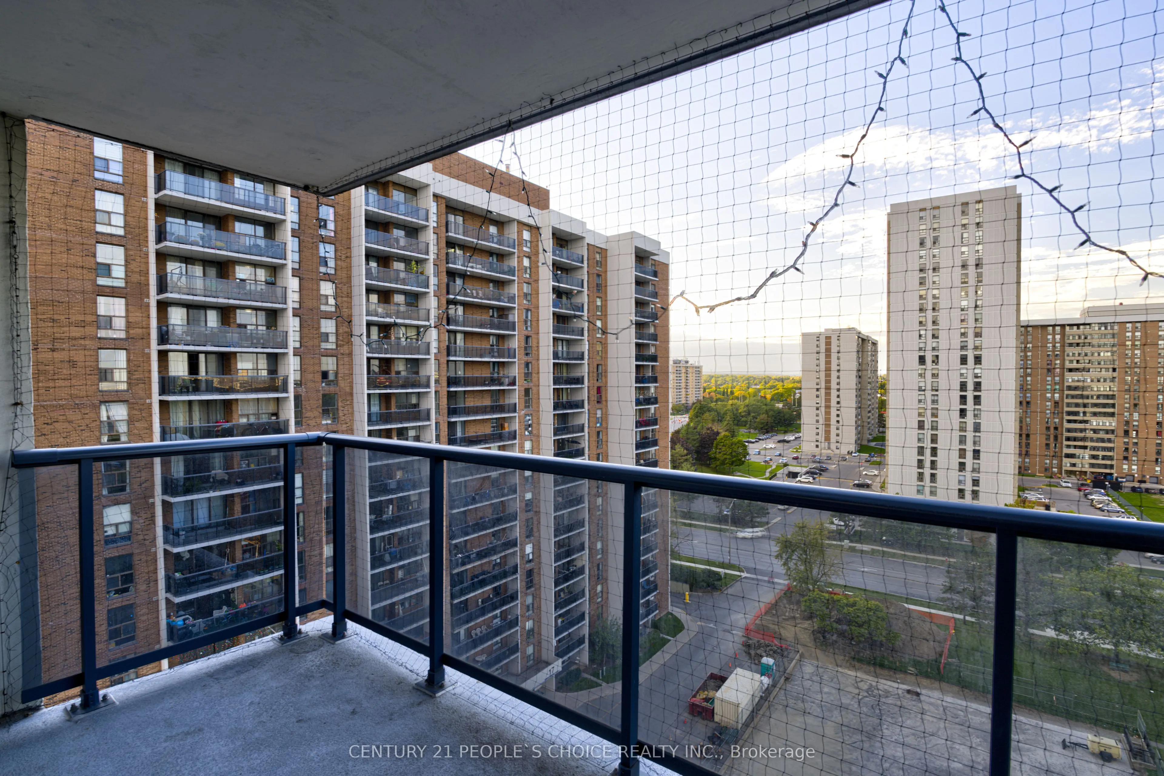21 Knightsbridge Road, #1410