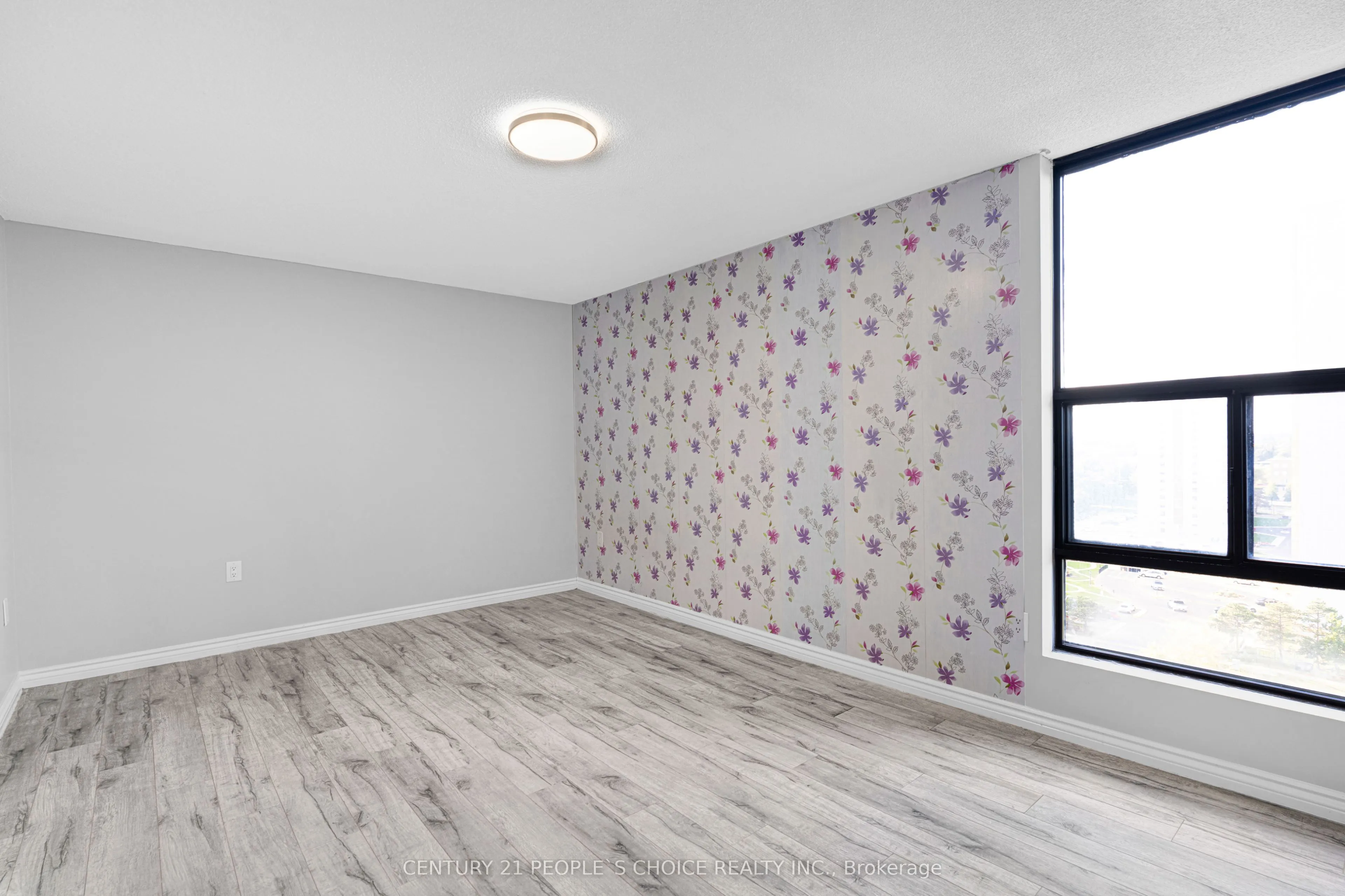 21 Knightsbridge Road, #1410