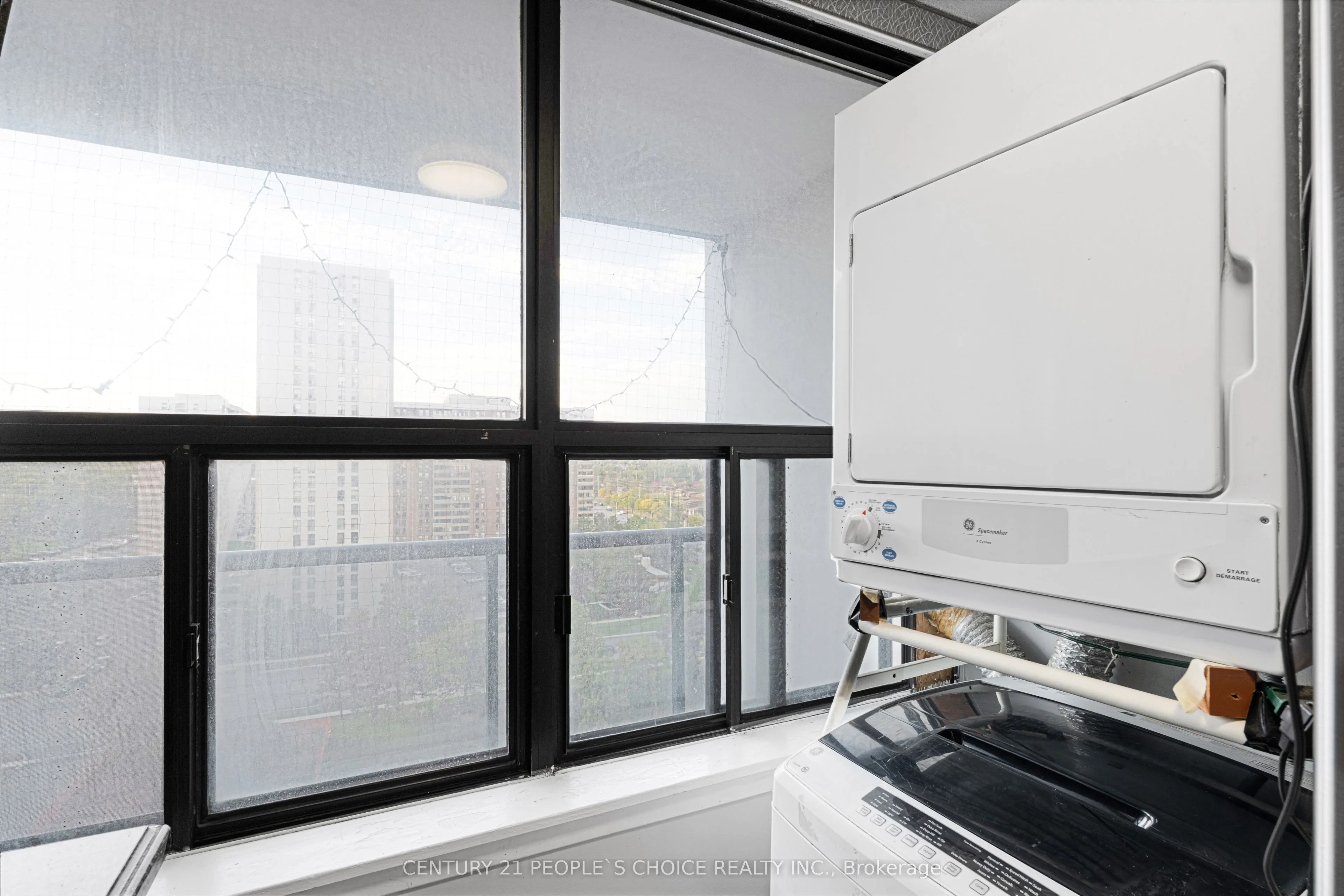 21 Knightsbridge Road, #1410