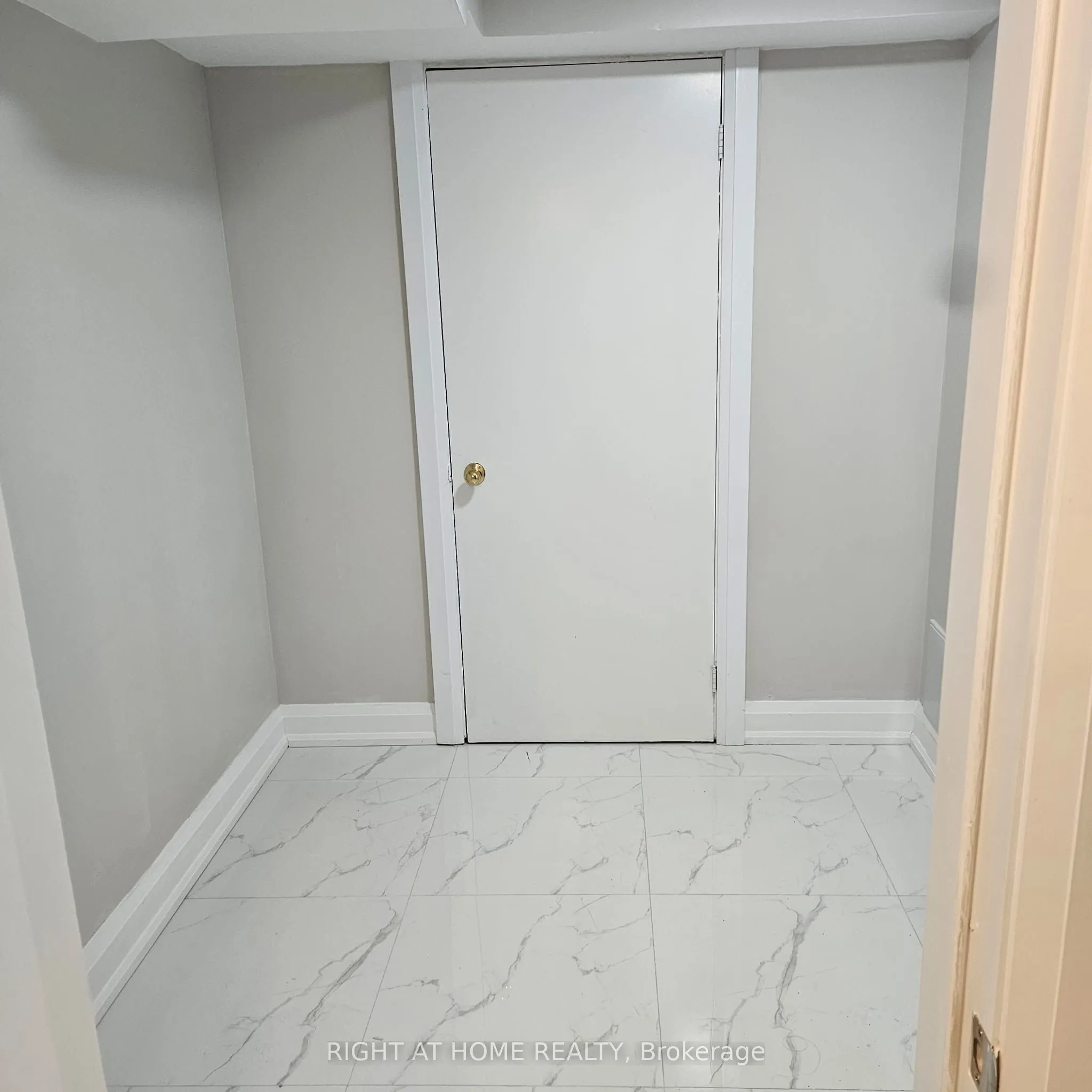 70 Hardgate Crescent