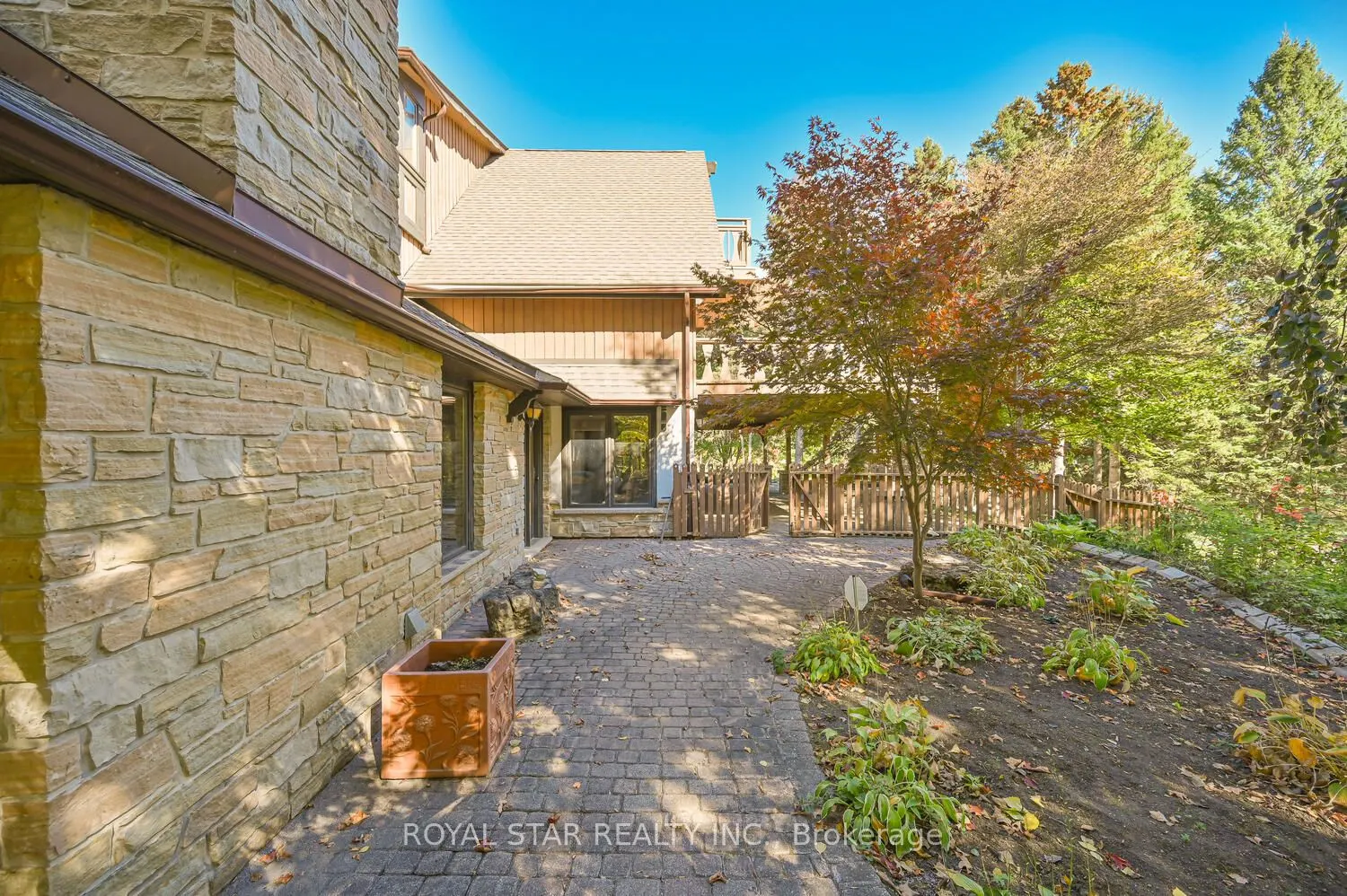 29 Cedar Drive