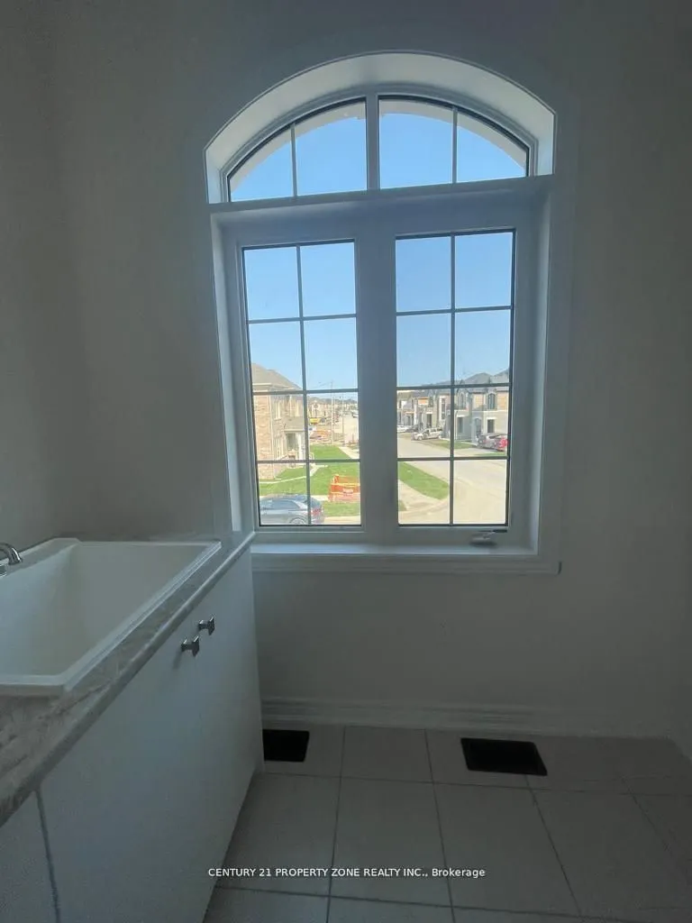 2 Bachelor Street