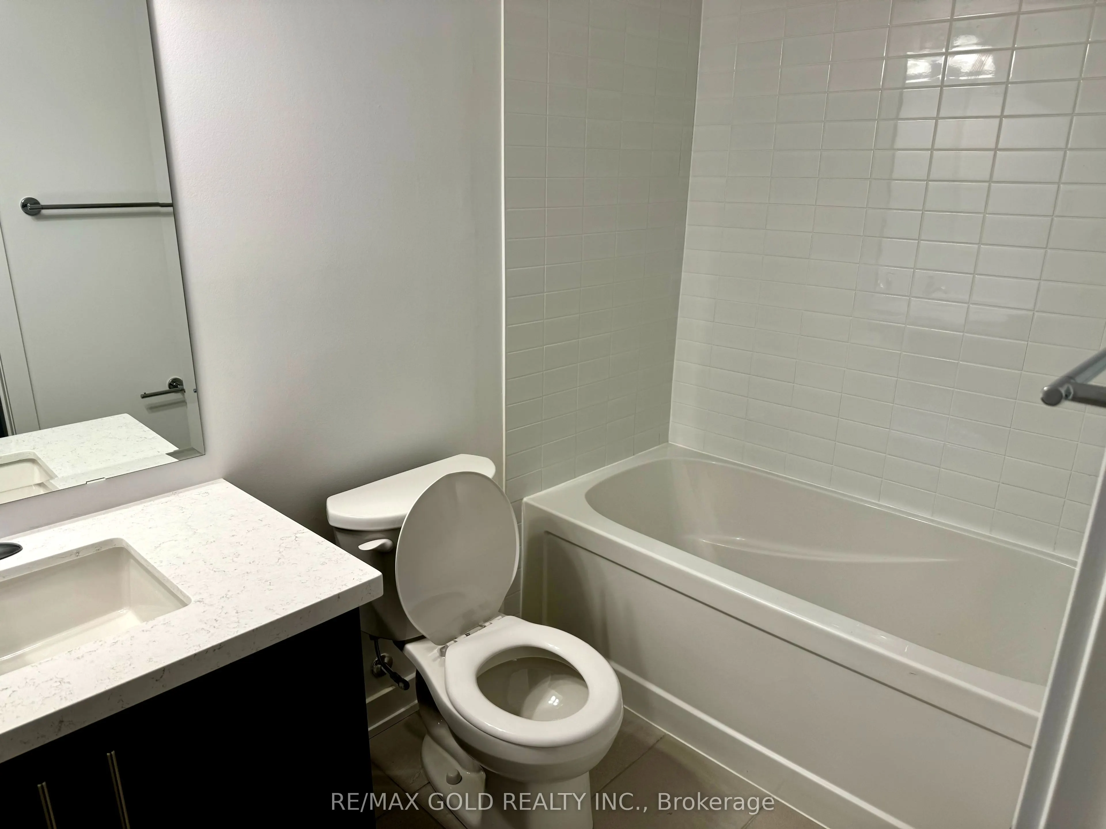 155 Veterans Drive N, #9