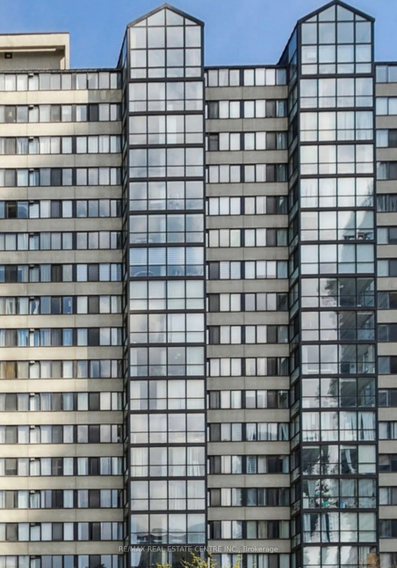 350 Webb Drive #411