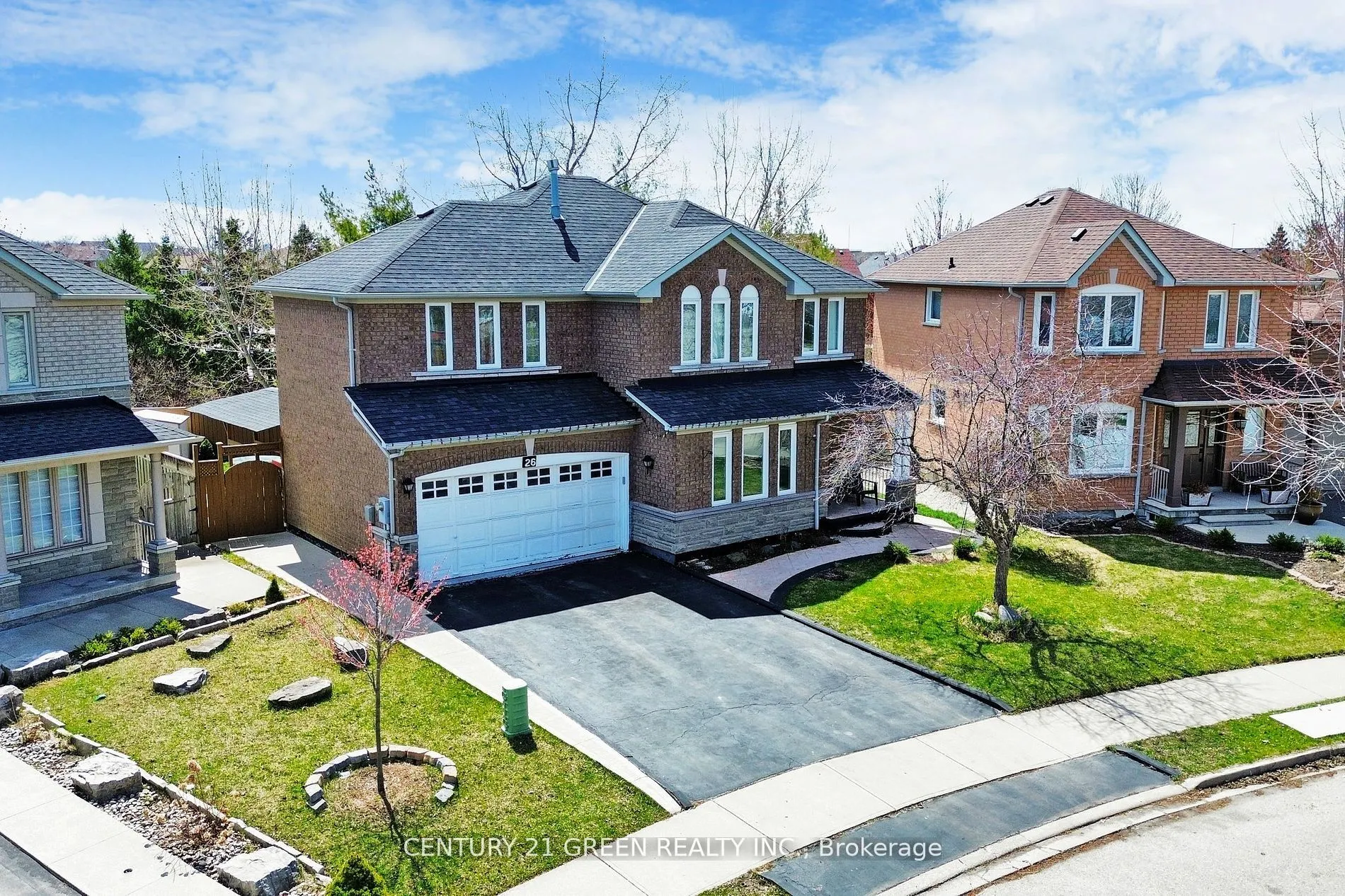 26 Dolphin Song Crescent